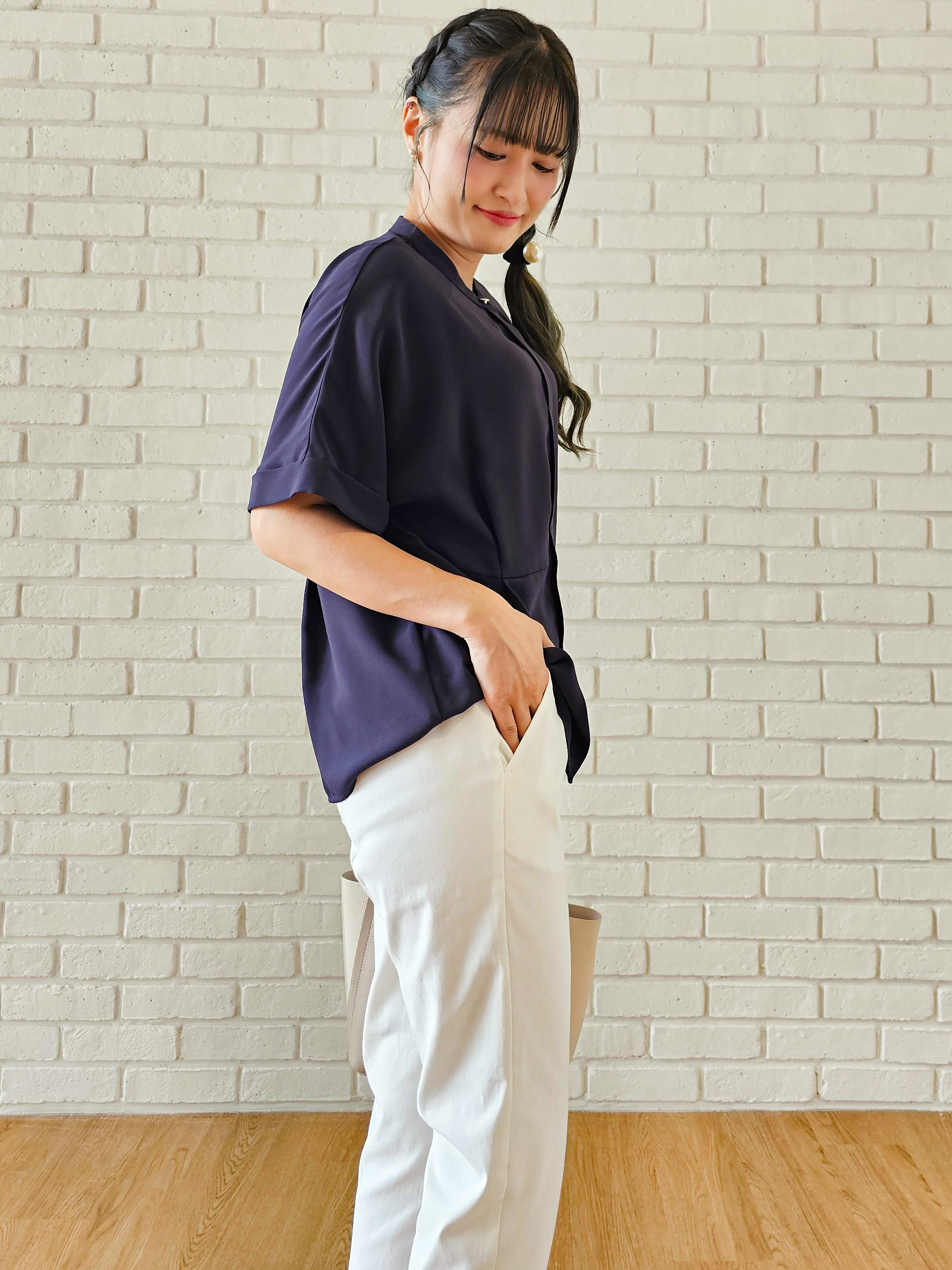 ゆゆさんの「SHOO･LA･RUE｜【UV/通勤】洗濯後しわになりにくい インしない ウエストタックペプラムブラウス」を使ったコーディネート