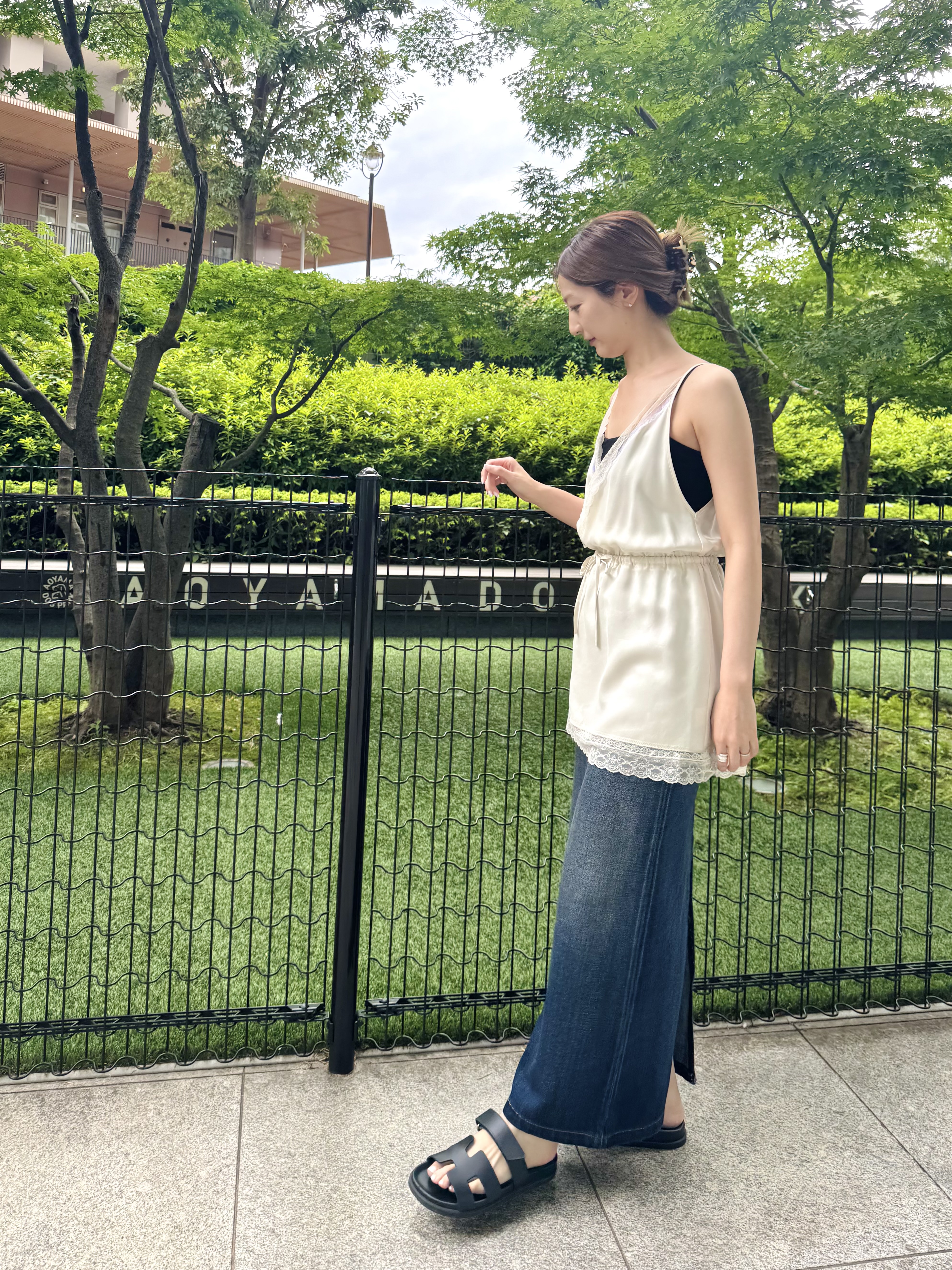 uchi__yamaさんの「CODE A｜lace trim slip dress」を使ったコーディネート