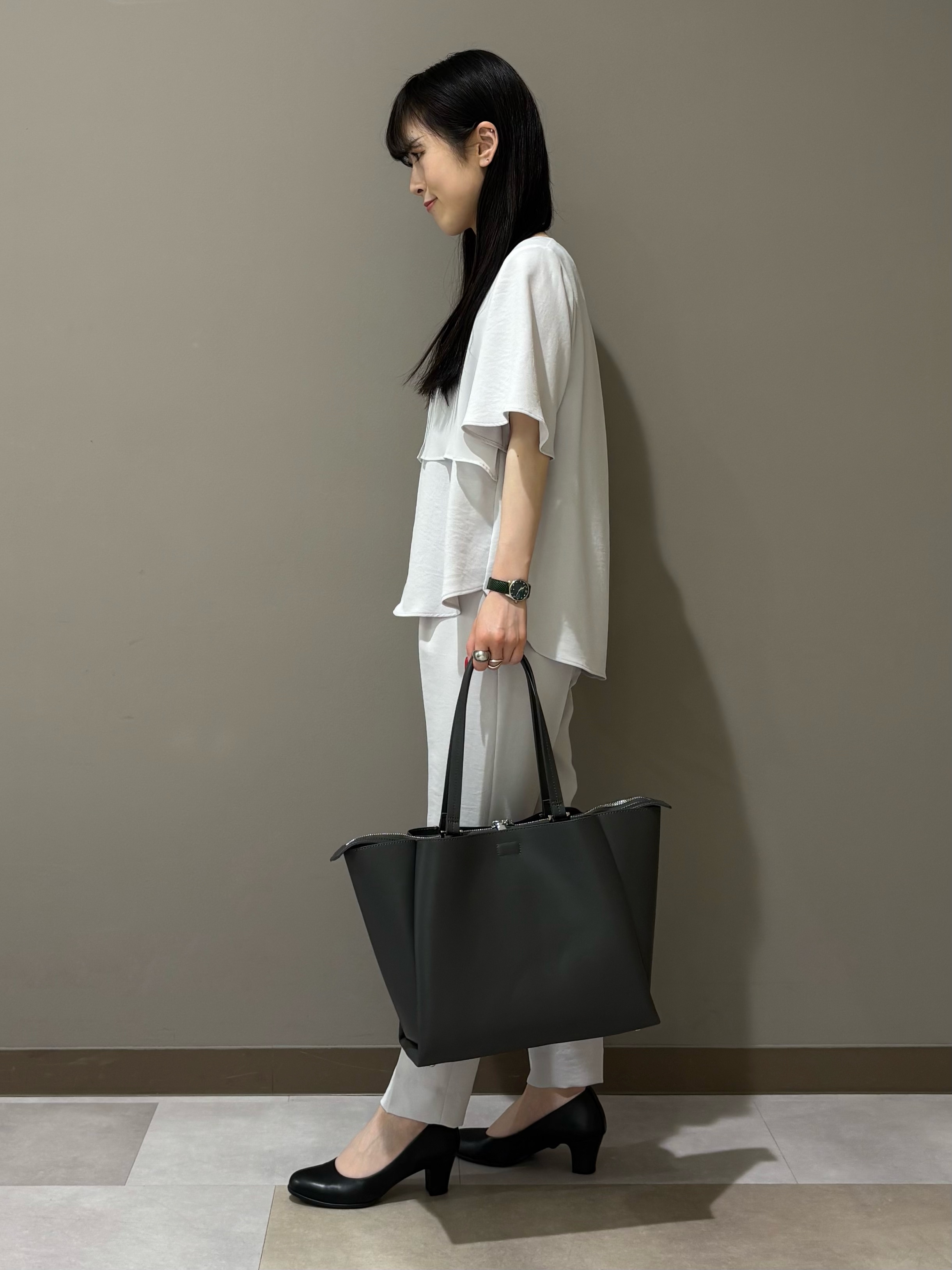 KEIKOさんの「INDIVI｜【着る日傘】シフォンドッキングブラウス」を使ったコーディネート