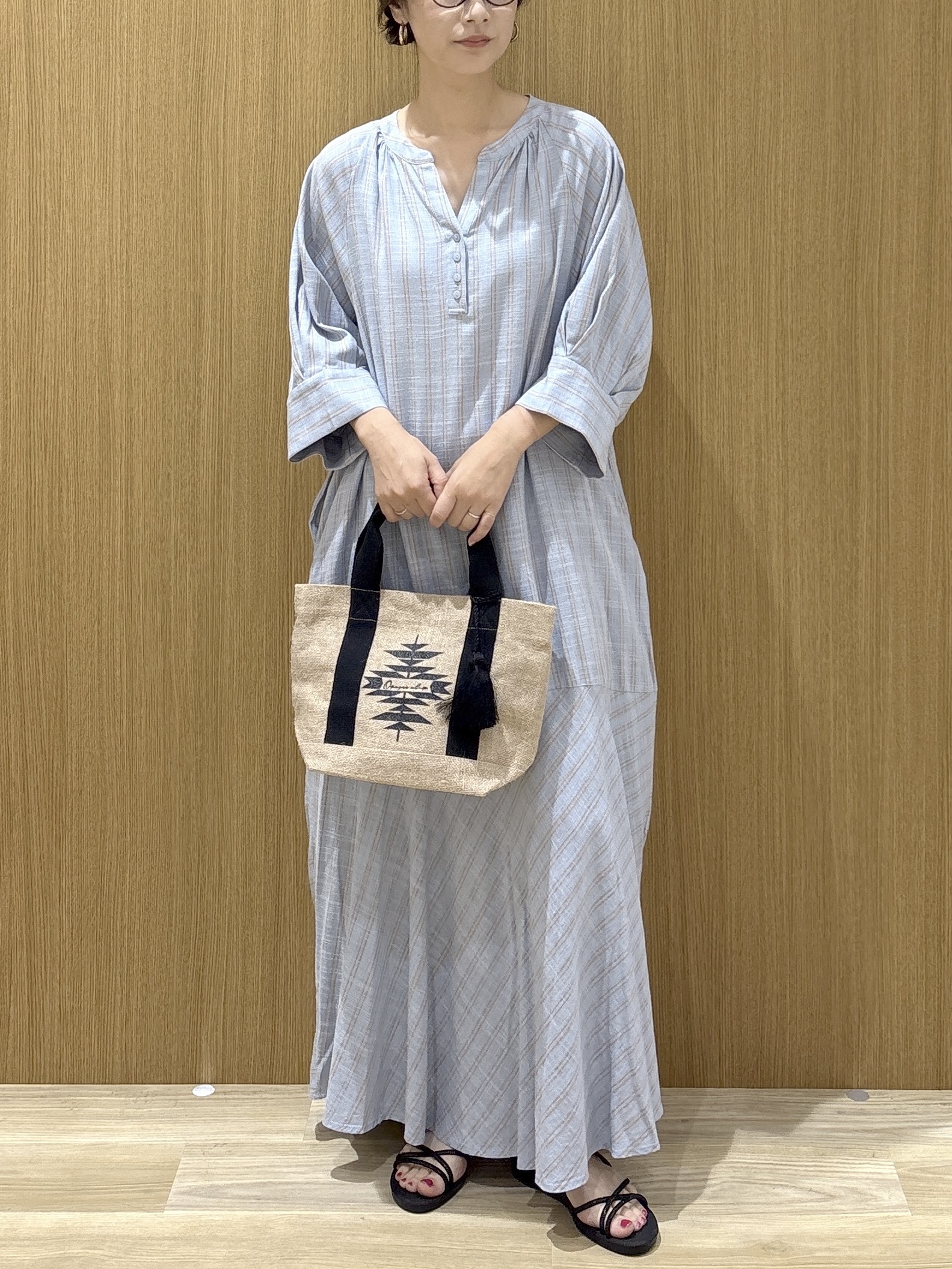 たけねぇさんの「OPAQUE.CLIP｜キーネックロングワンピース【洗える】」を使ったコーディネート