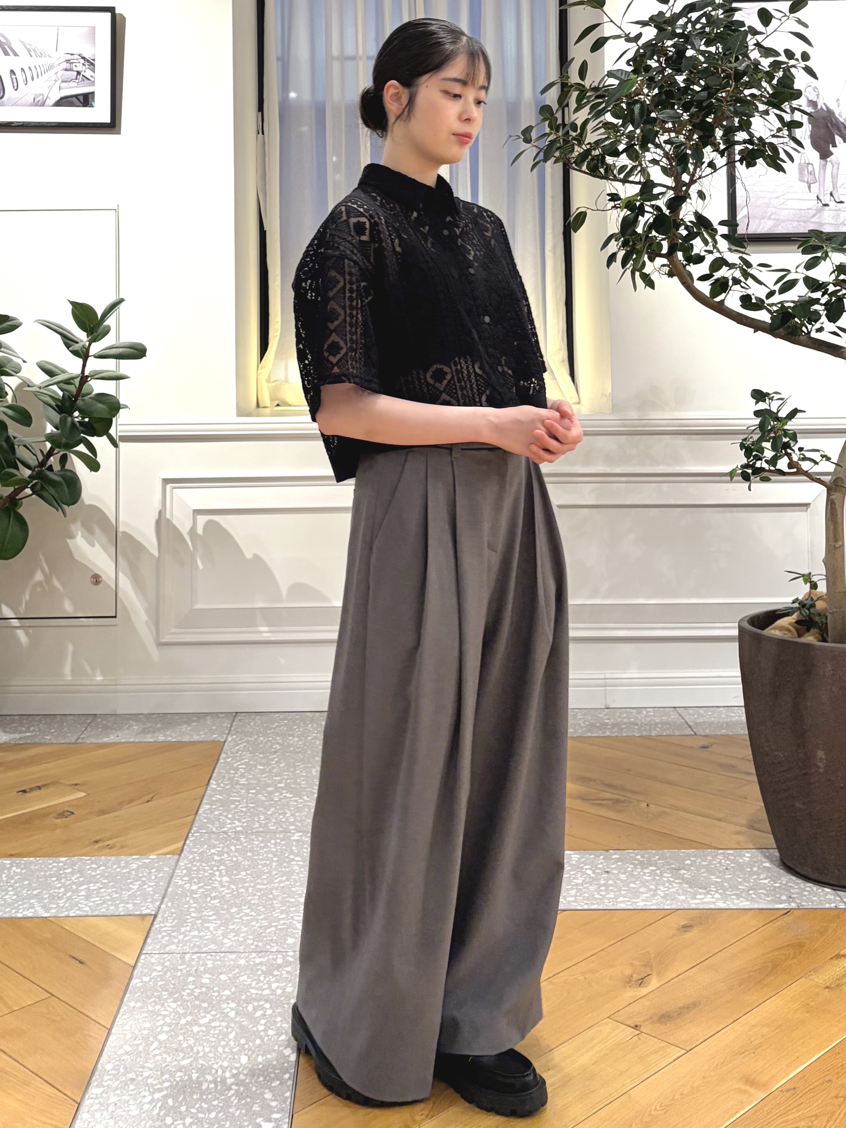 pupiさんの「DRESSTERIOR｜【接触冷感】イージーケアー クールタッチ ワイドパンツ」を使ったコーディネート