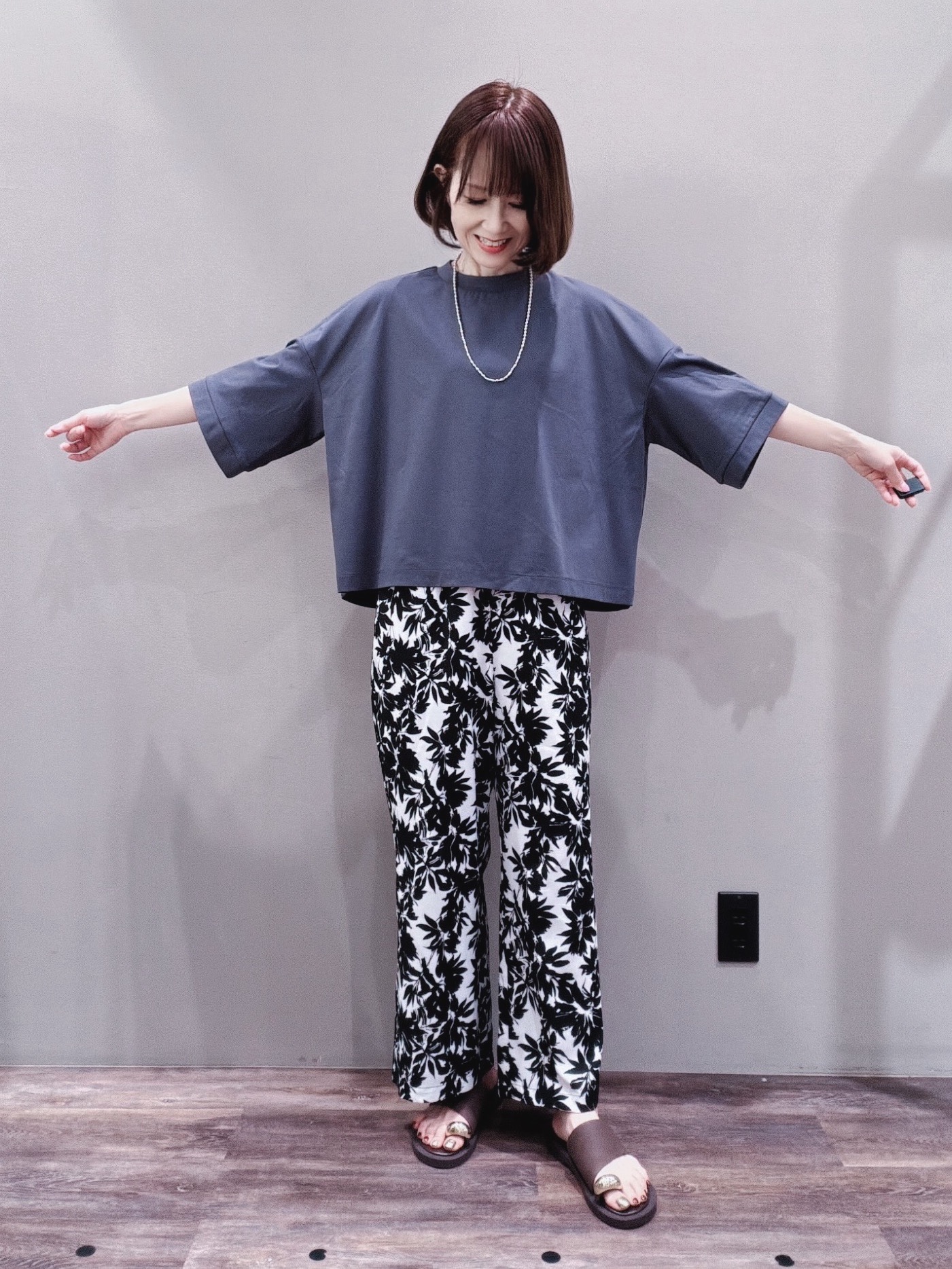 Satoさんの「Dessin｜【体型カバー】美光沢カットソーボクシーシルエット」を使ったコーディネート