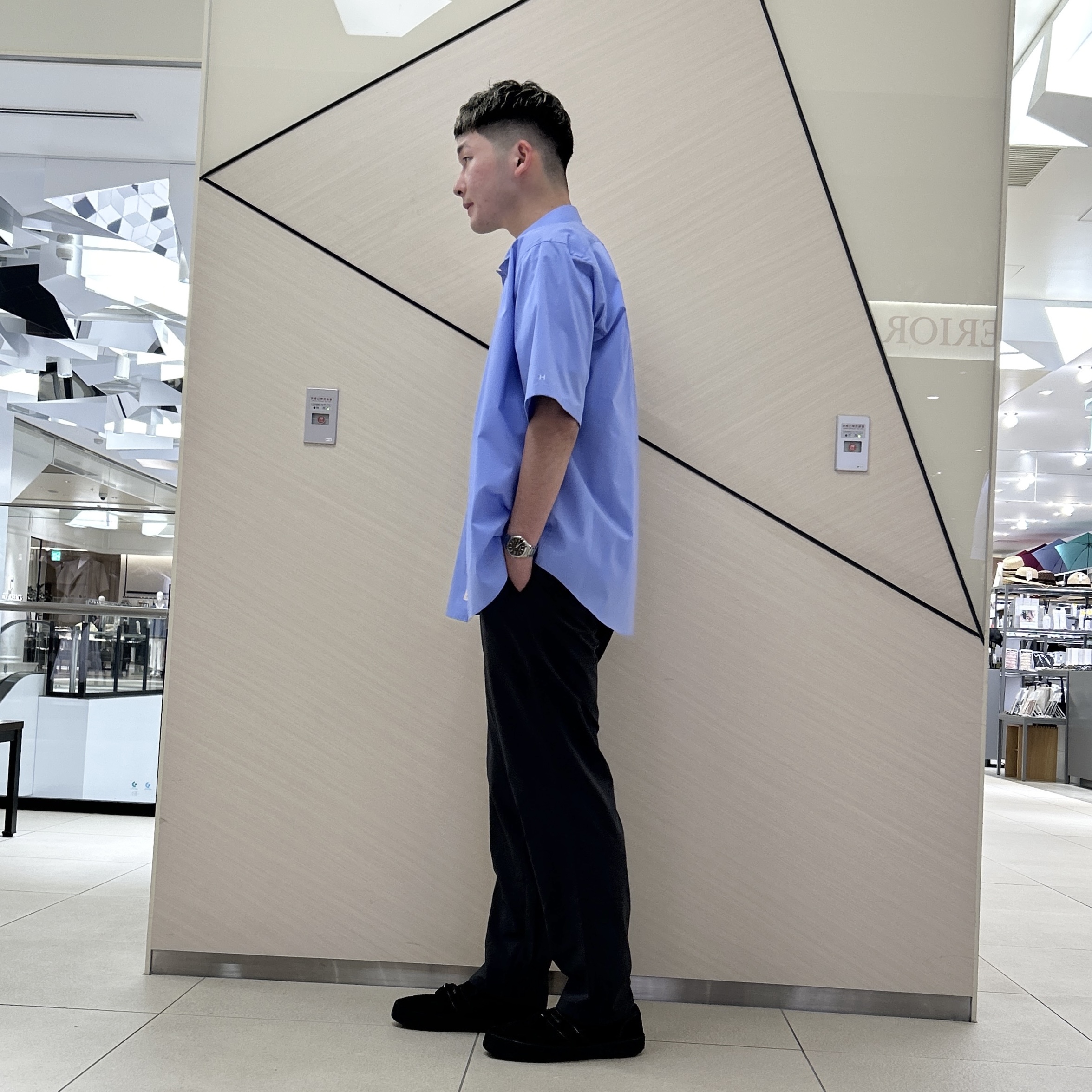 千葉亮太さんの「DRESSTERIOR｜【干場義雅&times;DRESSTERIOR/再入荷】シドグラスシャツ」を使ったコーディネート