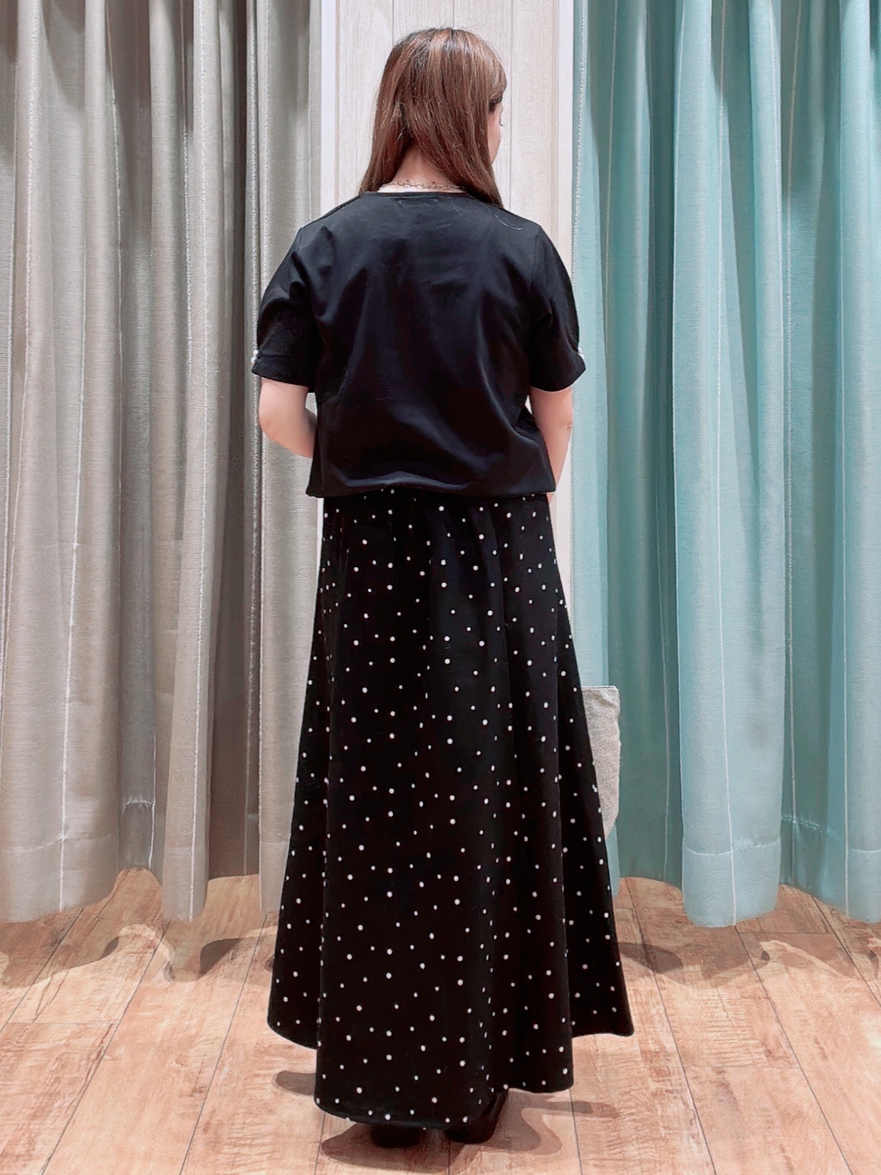 なみぞうさんの「SHOO･LA･RUE｜【2点セット/洗濯機可/S-LL】ネックレス付き お袖パールブラウス」を使ったコーディネート
