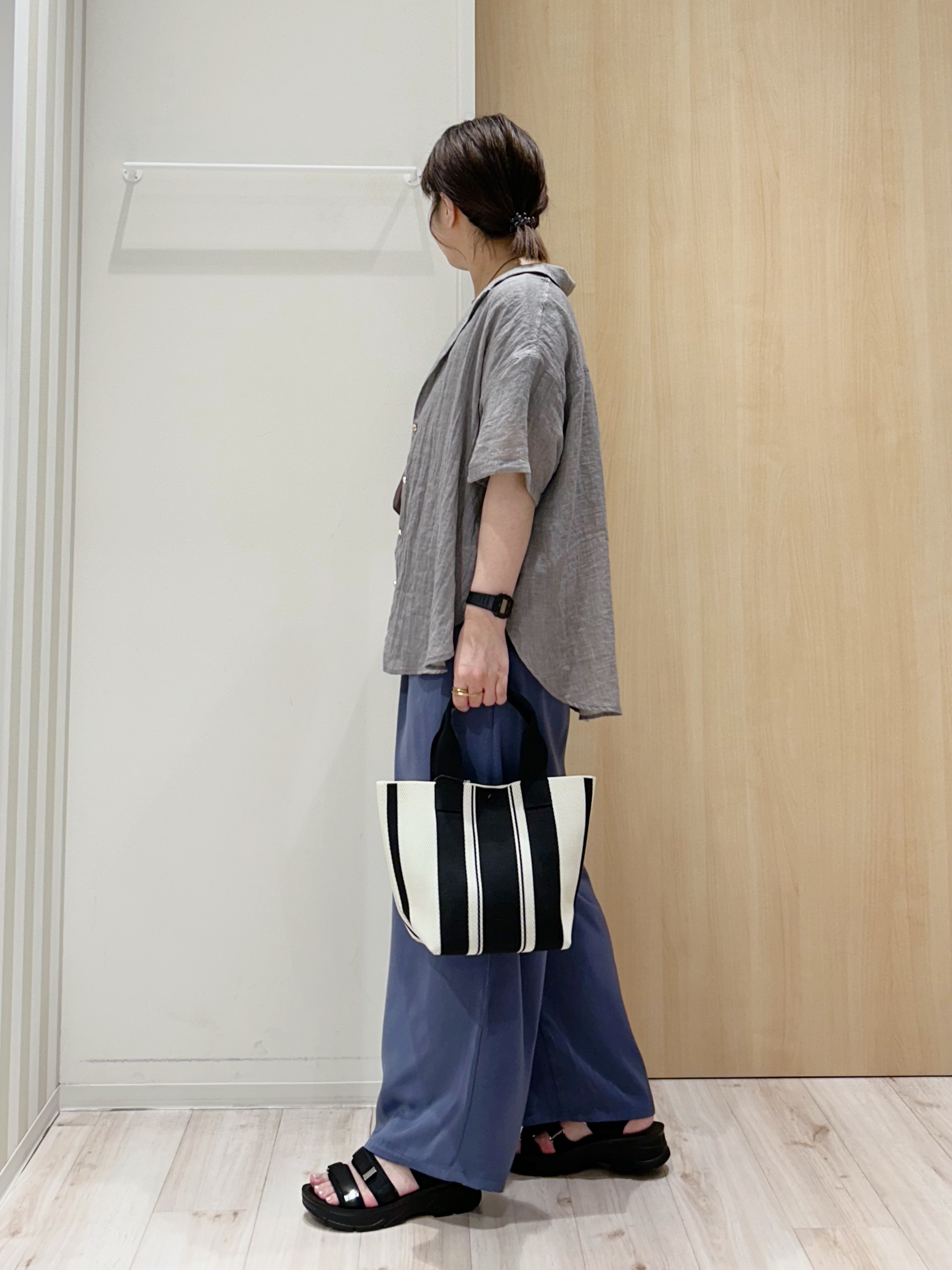 maaaさんの「SHOO･LA･RUE｜【S-LL】ナチュラルに決まる 半袖シアーシャツジャケット」を使ったコーディネート