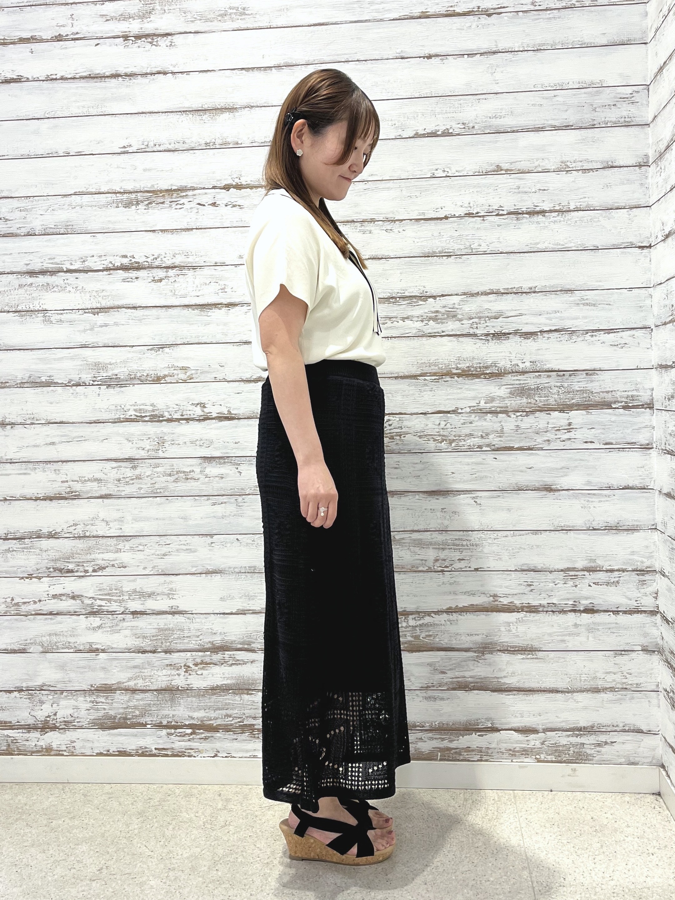 ゆっきーさんの「SHOO･LA･RUE｜【高レビュー/毎日洗える/UV】二の腕も隠せる 配色ボウタイニット」を使ったコーディネート