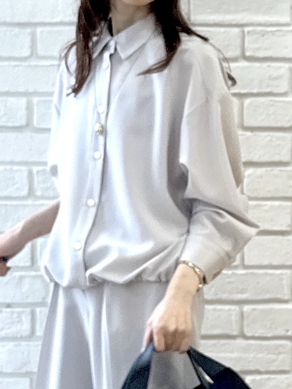 Miwaさんの「UNTITLED｜【秋羽織り/セットアップ可/UVカット】エアリークールドロストシャツ」を使ったコーディネート