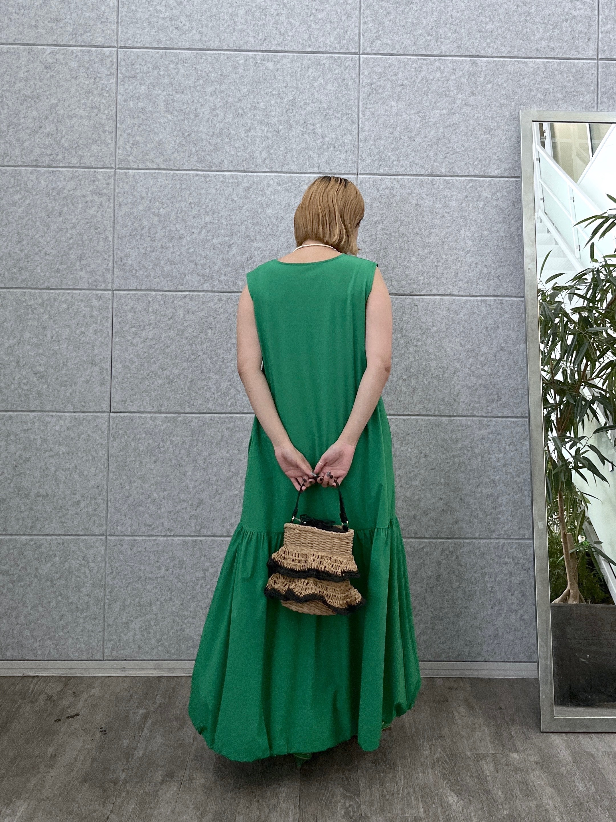 Harukaさんの「INDIVI｜2WAYスキッパーワンピース【再入荷／接触冷感】」を使ったコーディネート
