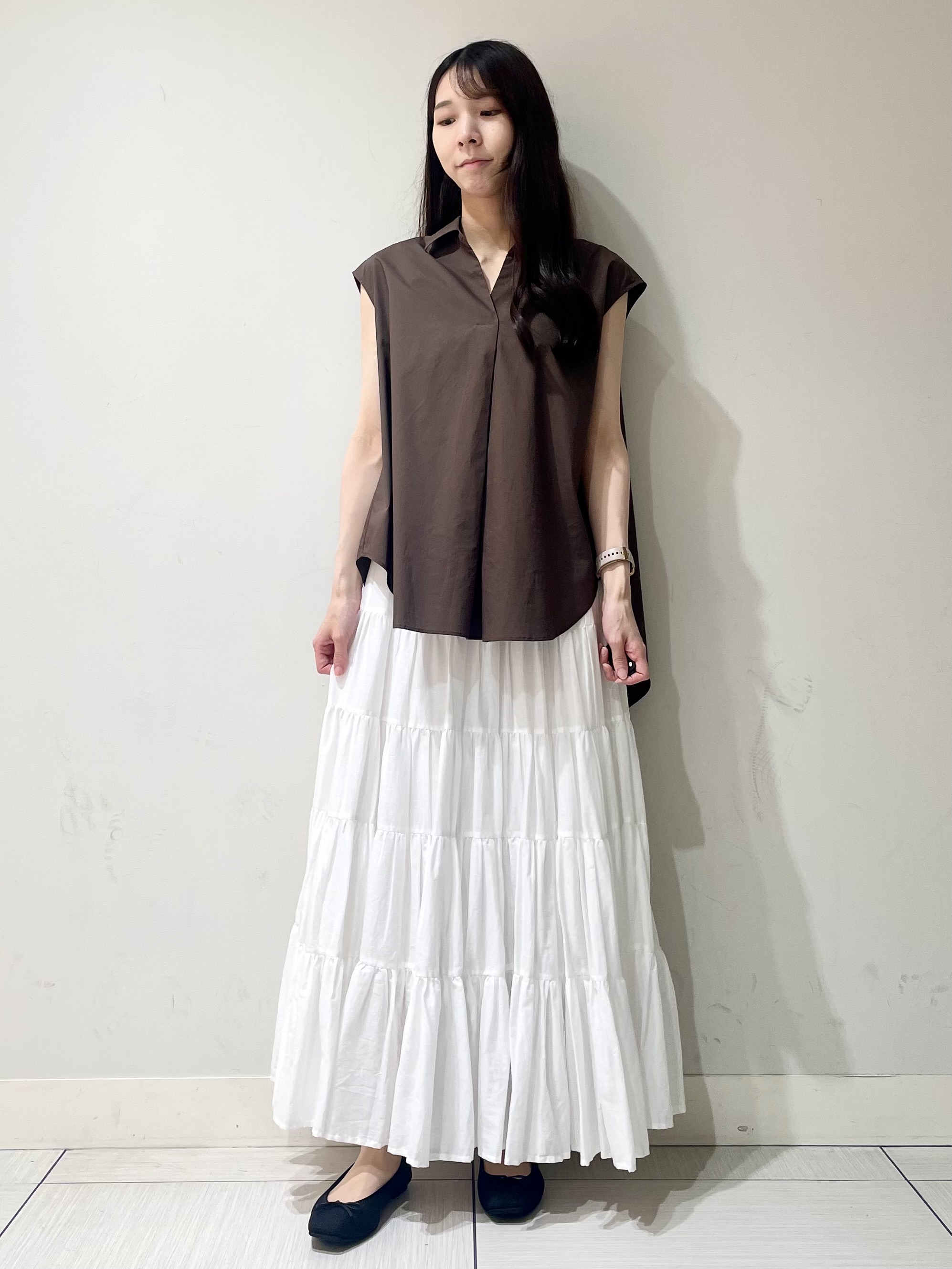 ことさんの「DRESSTERIOR｜フレンチスリーブ スキッパーブラウス」を使ったコーディネート