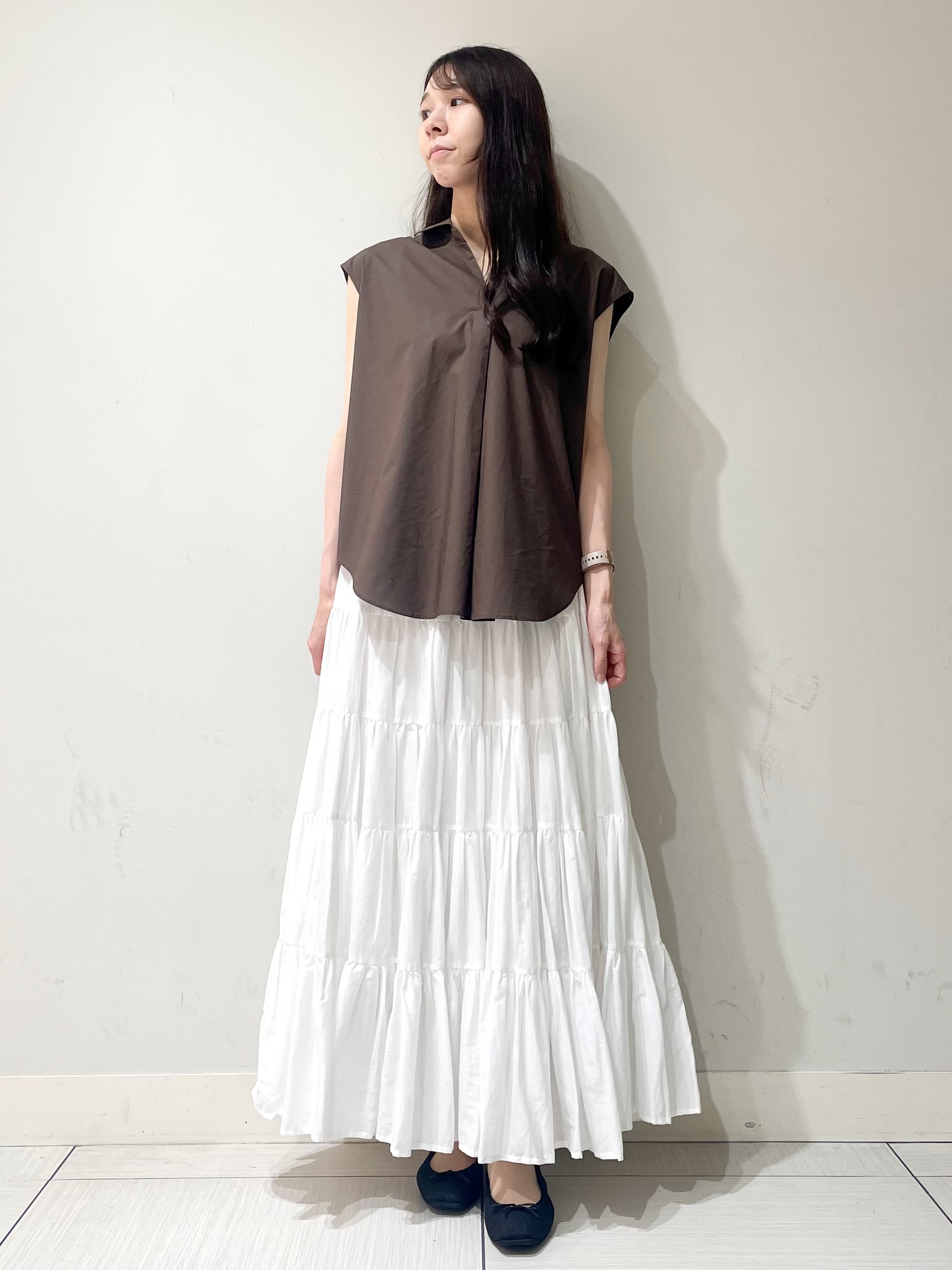 ことさんの「DRESSTERIOR｜フレンチスリーブ スキッパーブラウス」を使ったコーディネート