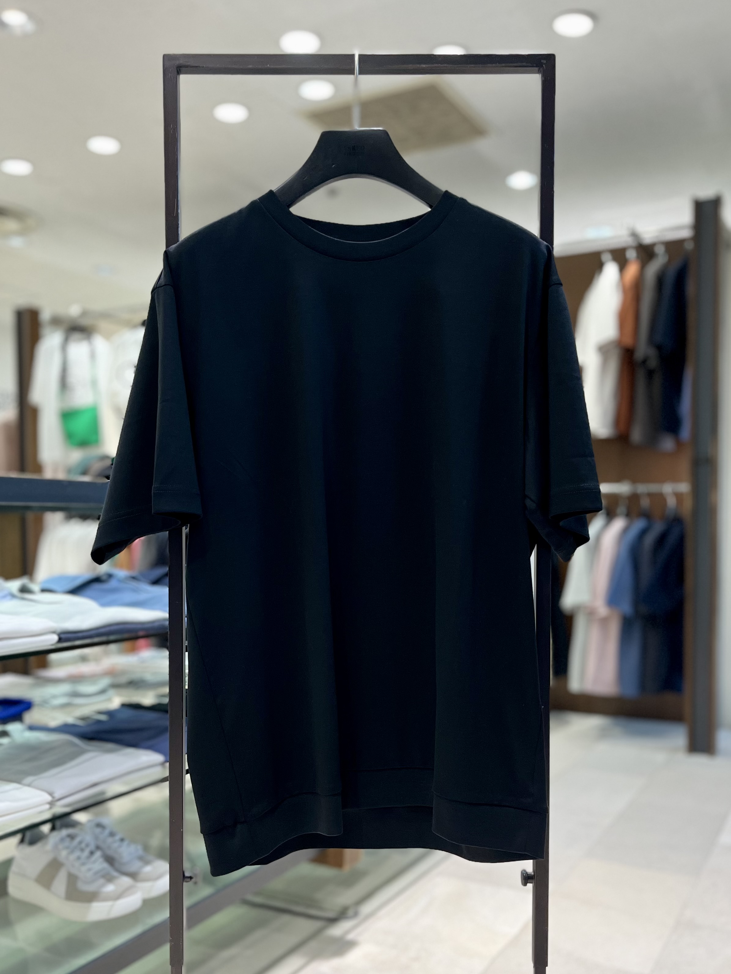 uedaさんの「TAKEO KIKUCHI｜【接触冷感】アイスクリアコットン Tシャツ」を使ったコーディネート