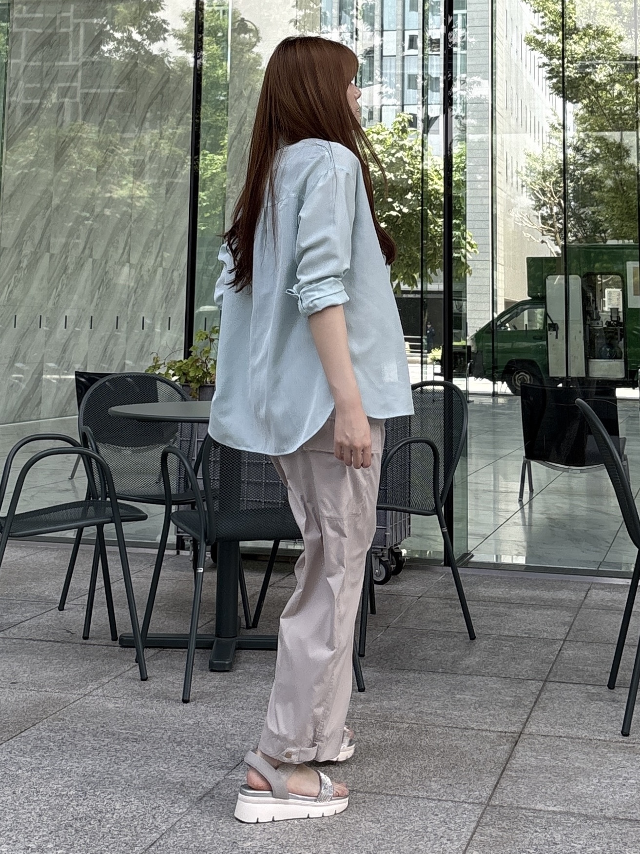 sayaさんの「grove｜【洗濯機OK】朝晩の気温差に◎軽やかシアーシャツ」を使ったコーディネート