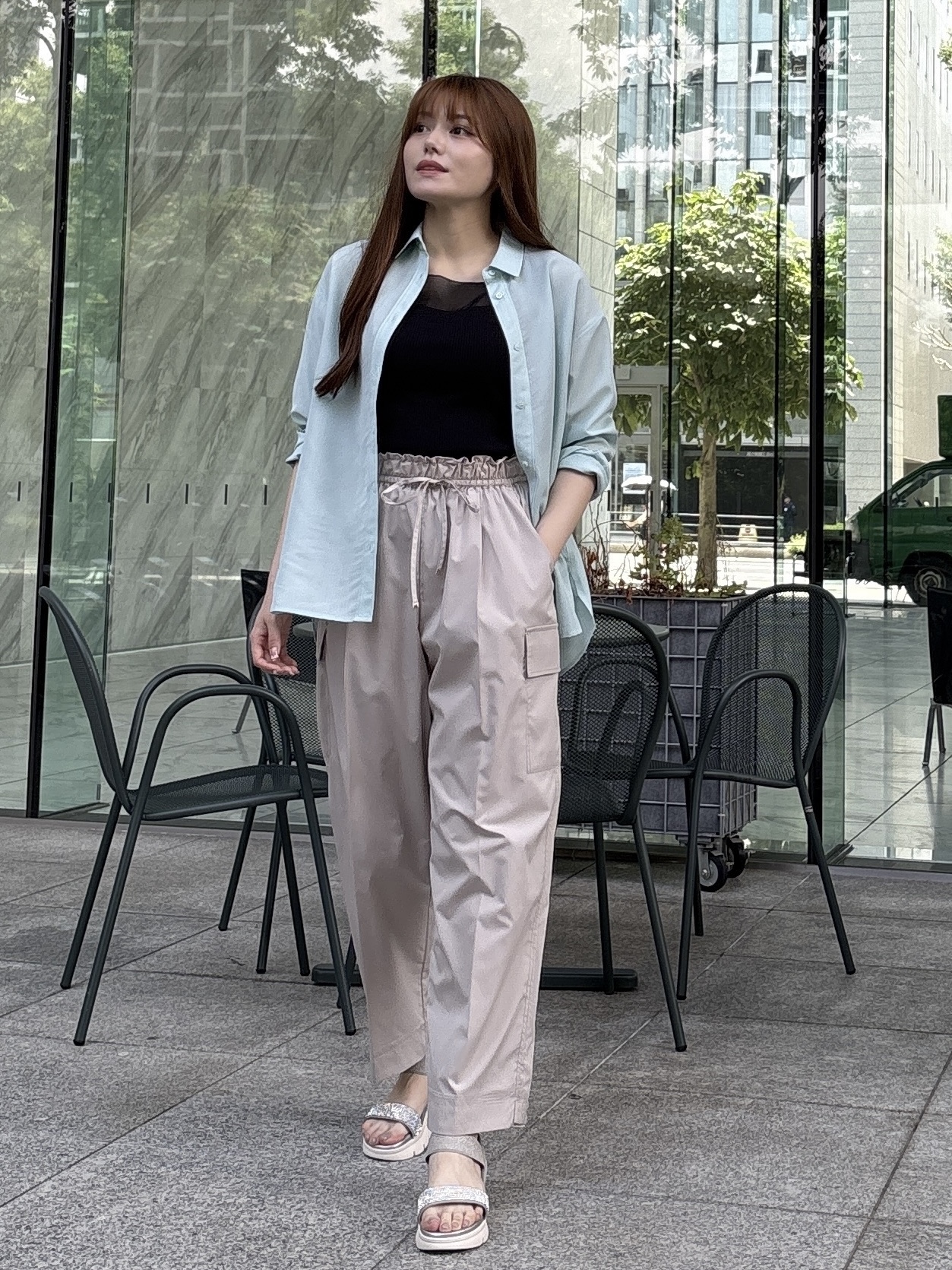 sayaさんの「grove｜【洗濯機OK】朝晩の気温差に◎軽やかシアーシャツ」を使ったコーディネート