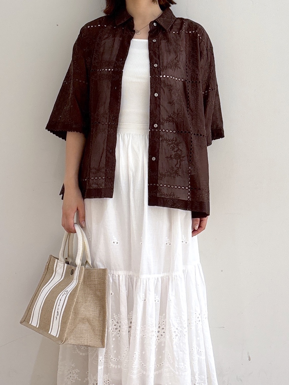mireiさんの「OPAQUE.CLIP｜刺繍ハーフスリーブシャツ／セットアップ対応可【洗濯機OK】」を使ったコーディネート