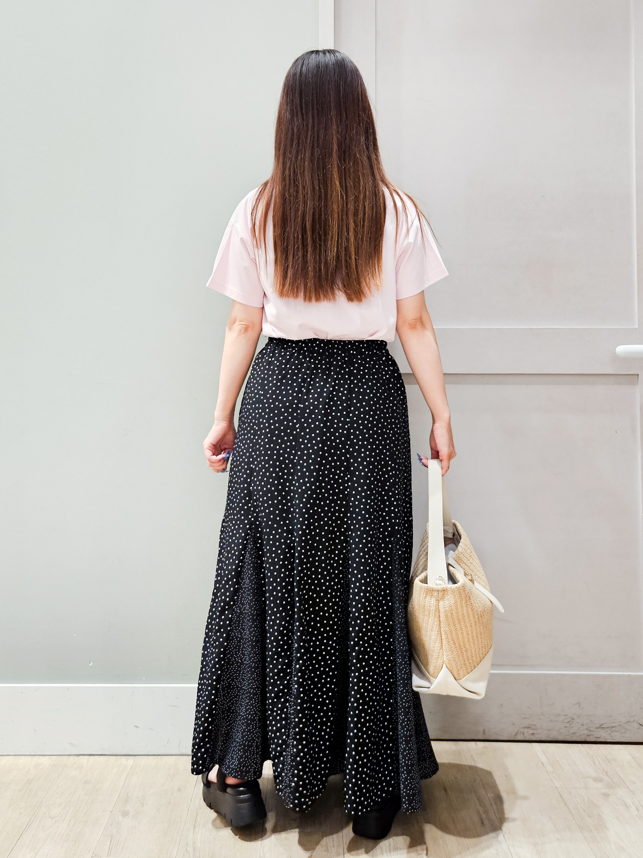 maiさんの「grove｜【遮熱／吸水速乾／UVカット】ベーシックロゴTシャツ」を使ったコーディネート