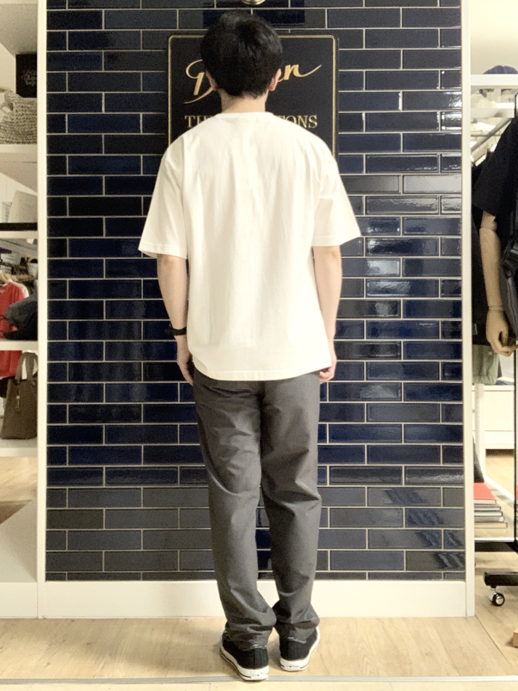 Takaさんの「Dessin｜【洗える】オーガニックコットングラフィックTシャツ」を使ったコーディネート