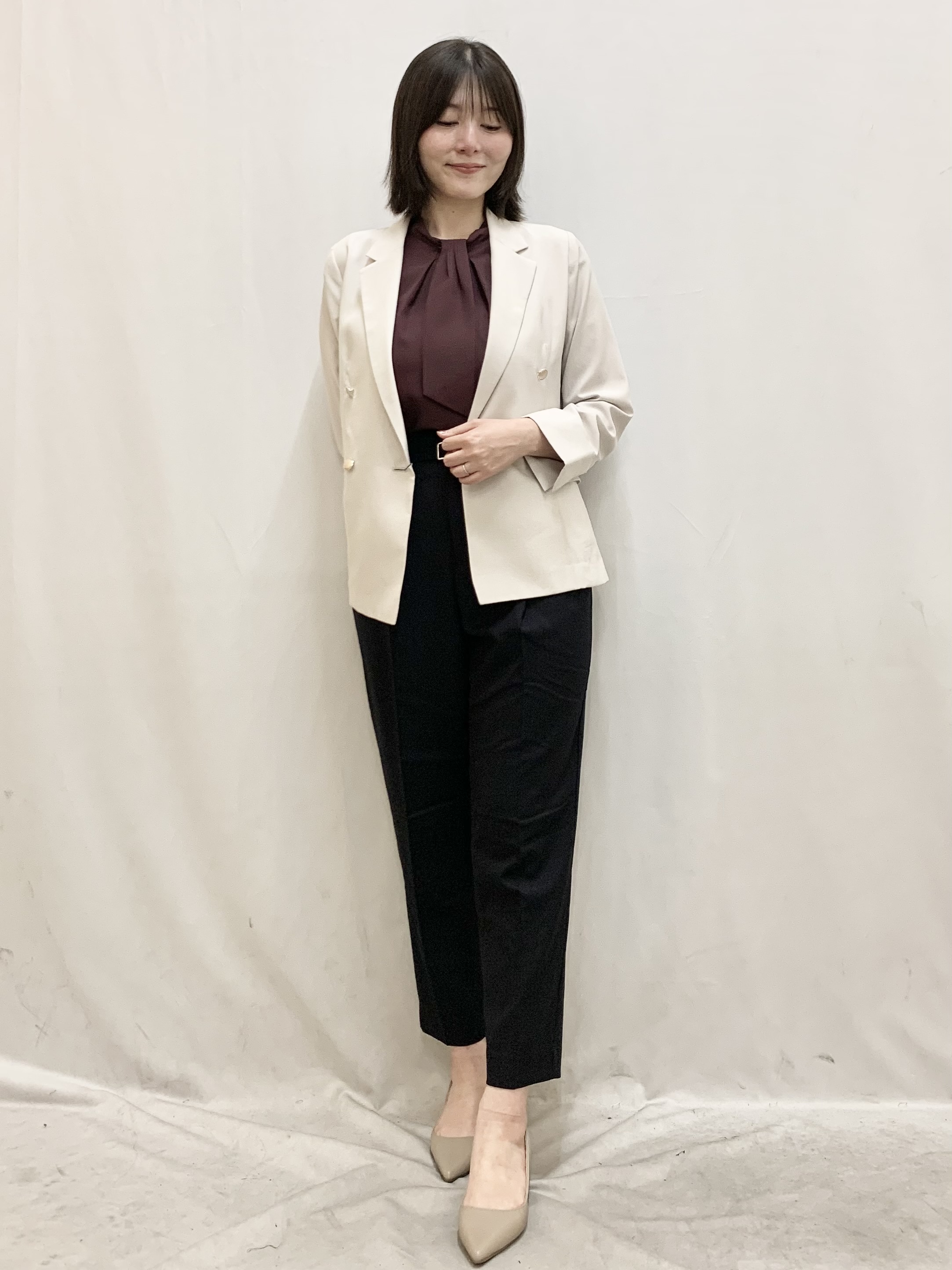 kasumiさんの「index｜《再入荷》ダブルブレストテーラードジャケット【接触冷感／吸水速乾／イージーアイロン／防シワ／洗濯機O」を使ったコーディネート