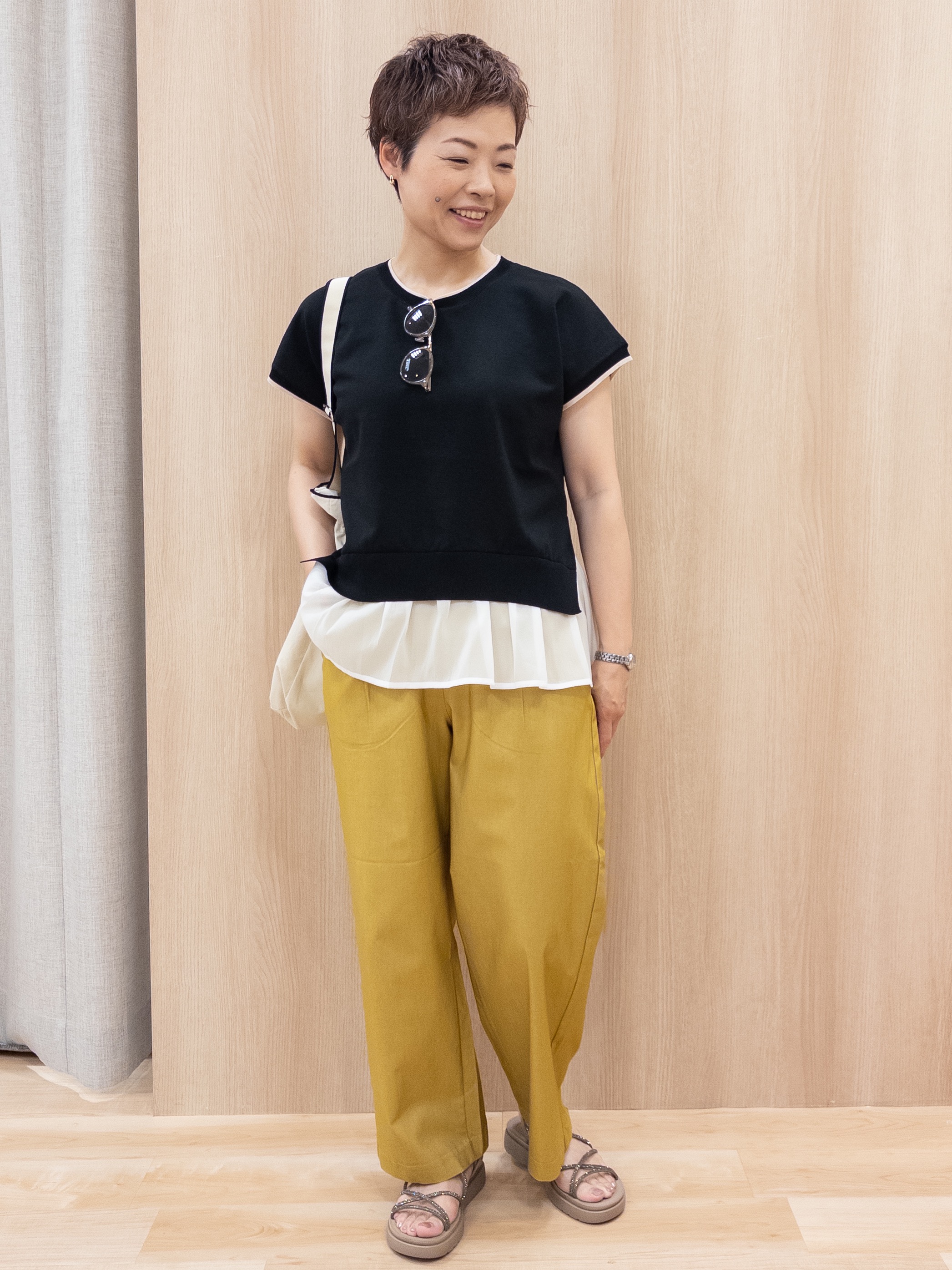 シュウコさんの「grove｜人気デザインが夏verで登場！【体型カバー】裾レイヤードニット」を使ったコーディネート
