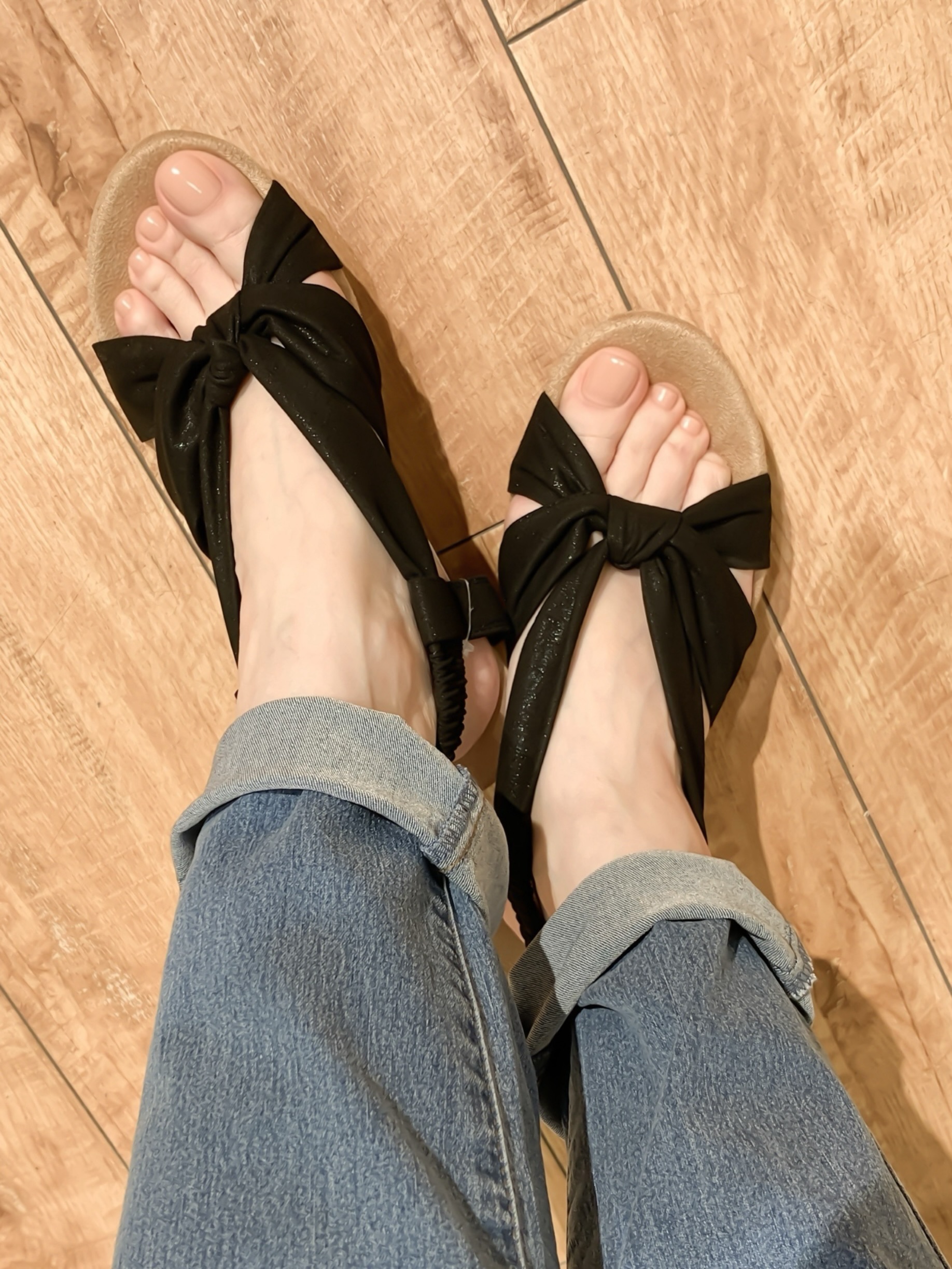 MEGさんの「SHOO･LA･RUE｜【洗濯機可/S-LL】オンにもオフにも マルチに使えるボタンレスカーディガン」を使ったコーディネート