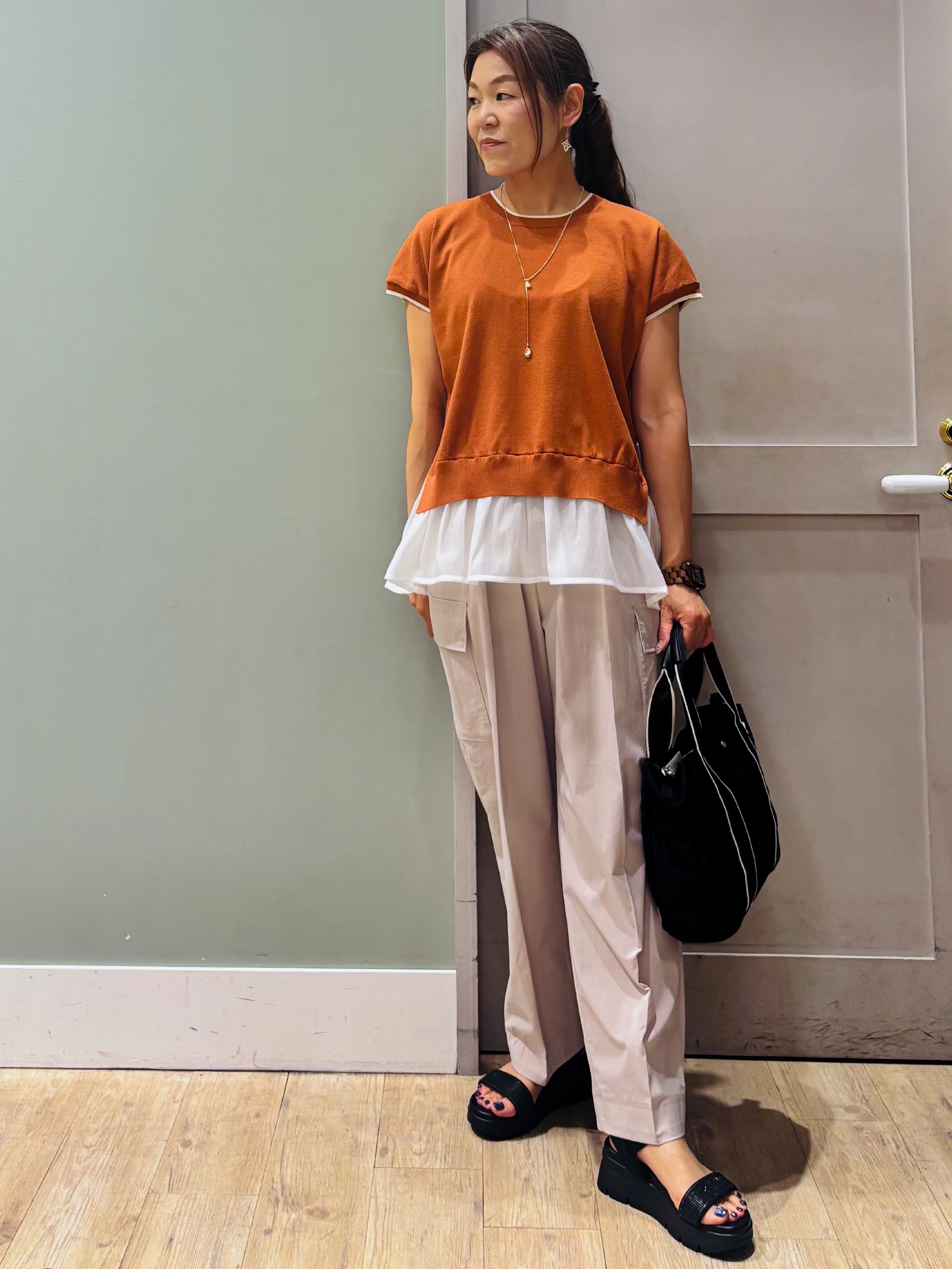Komi☆さんの「grove｜人気デザインが夏verで登場！【体型カバー】裾レイヤードニット」を使ったコーディネート