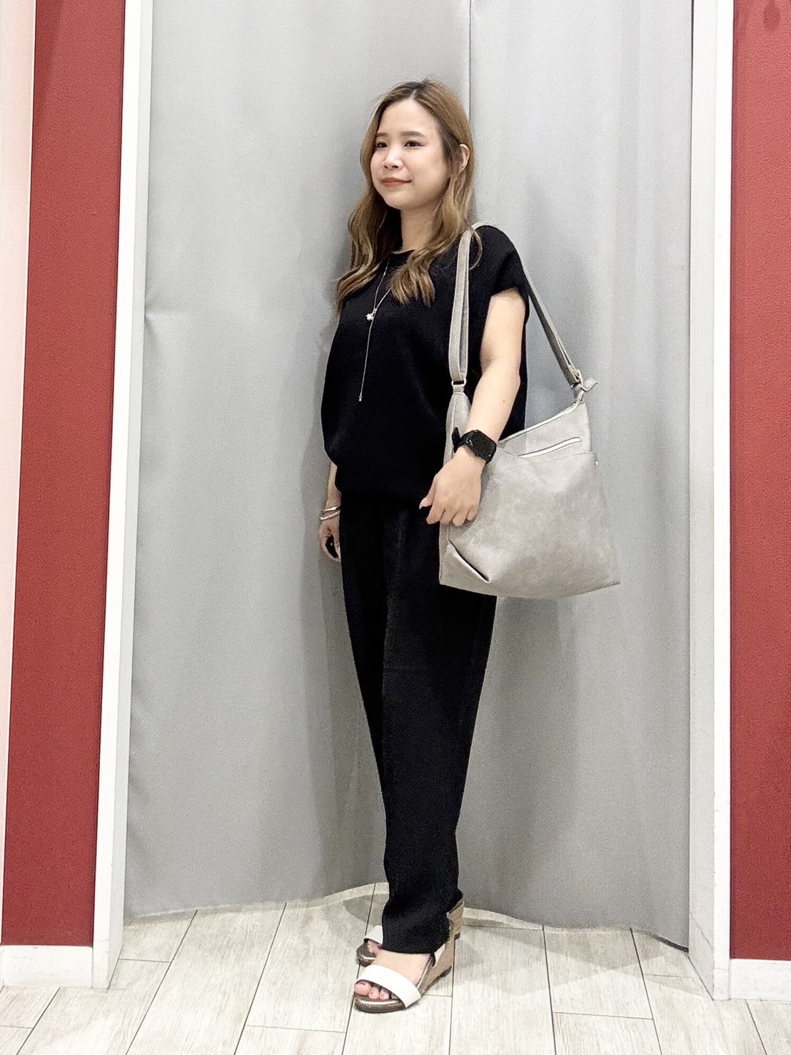 shioさんの「SHOO･LA･RUE｜【洗濯機可/S-LL】インせず着られる 大人シンプルニット」を使ったコーディネート