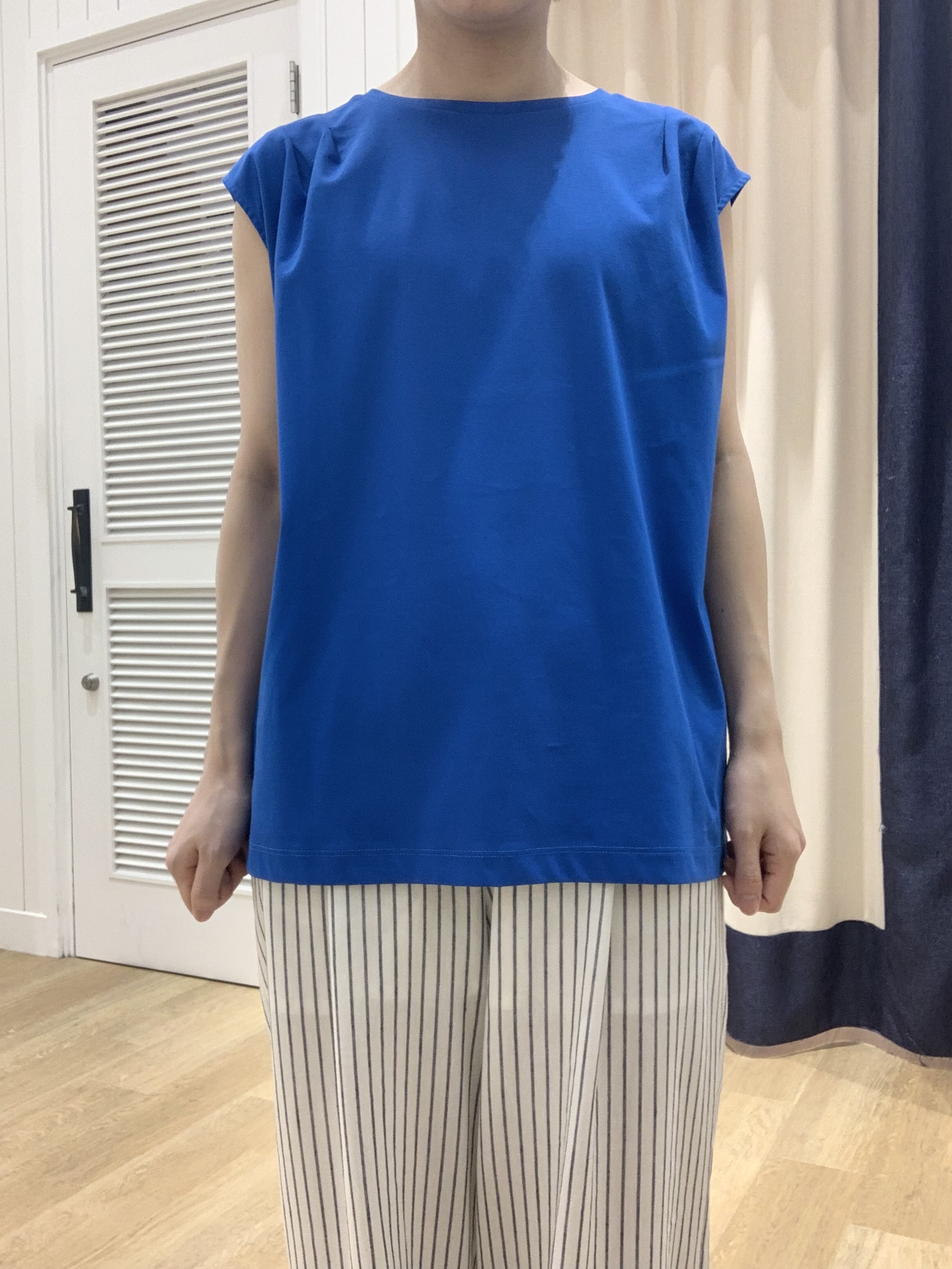 IMARIさんの「Dessin｜【接触冷感/UVカット】美光沢ノースリーブカットソー」を使ったコーディネート