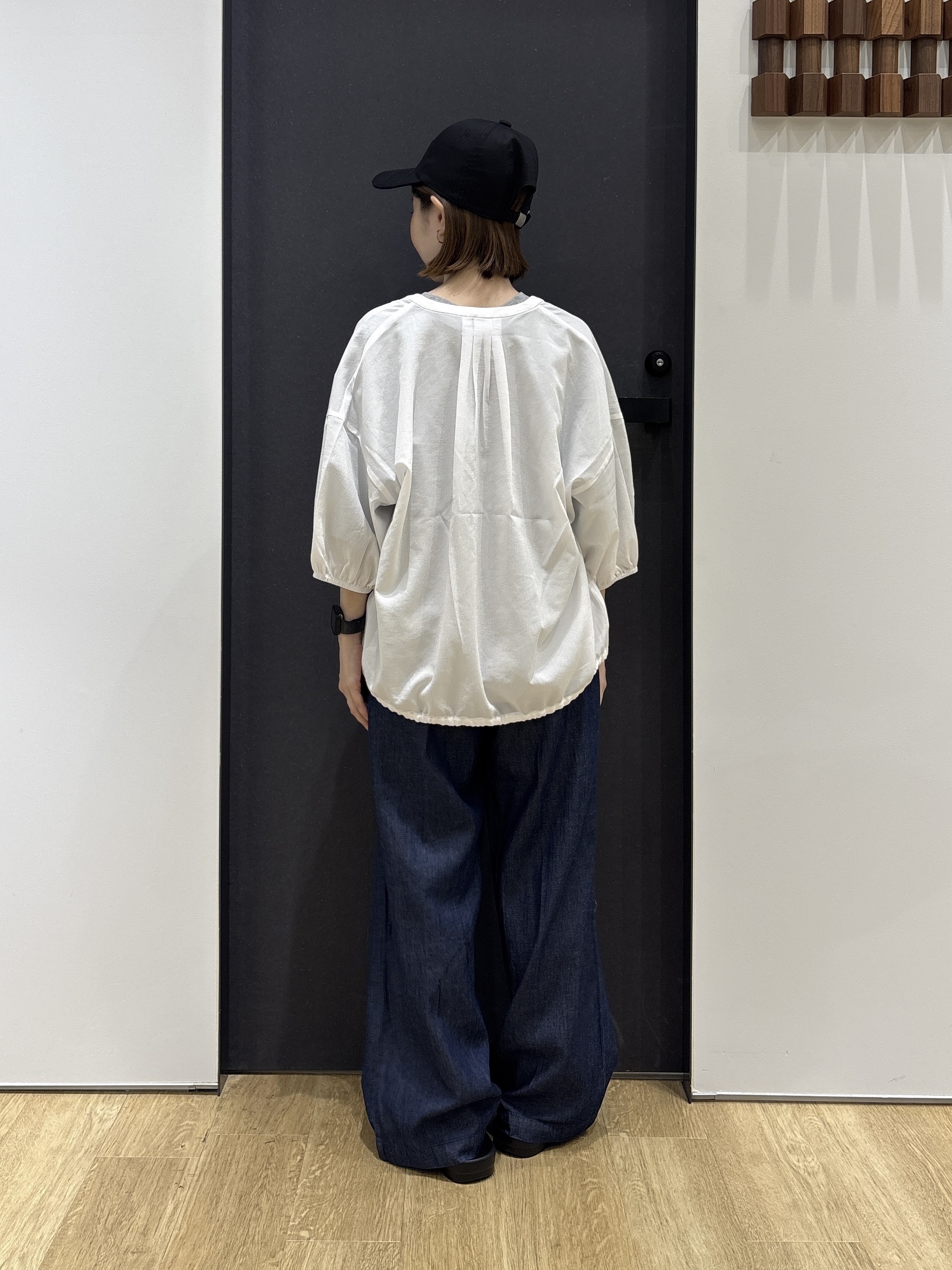 risaさんの「Dessin｜【高通気/セットアップ可】ハーフスリーブドロストシャツブラウス」を使ったコーディネート