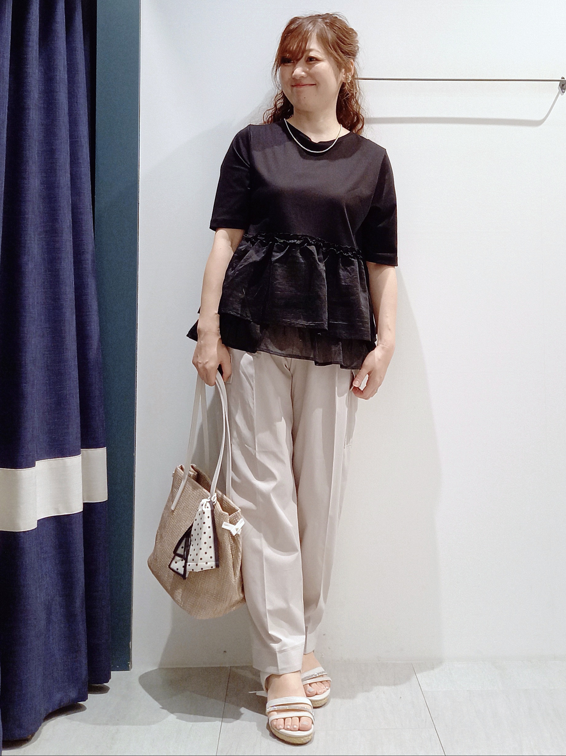 miiさんの「grove｜【体型カバー】INせず決まる、ウエストシアーフリルTシャツ」を使ったコーディネート