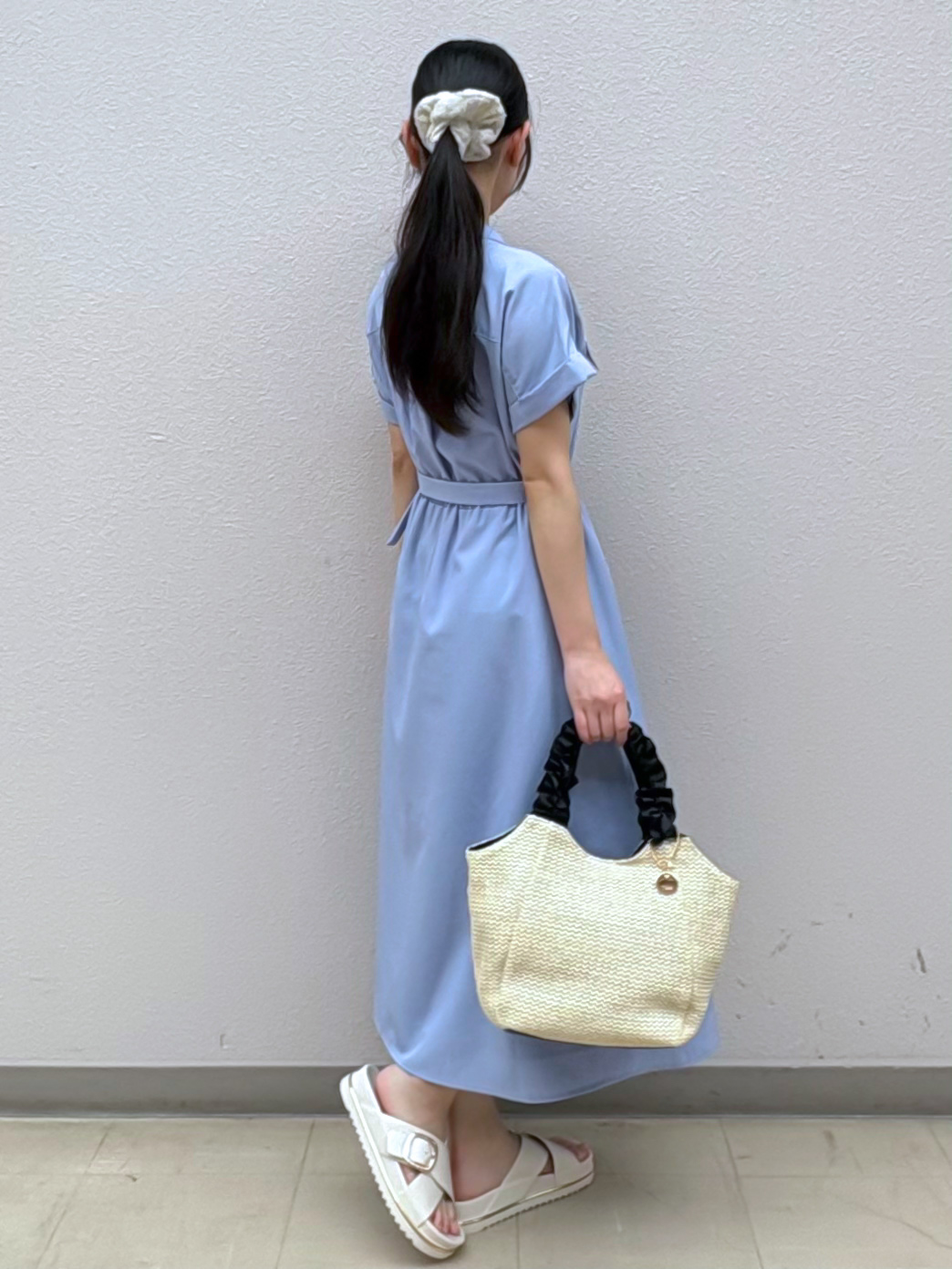 Izuさんの「index｜ダブルポケットスキッパーワンピース【防シワ／洗濯機OK】《XS～3L／6col》」を使ったコーディネート