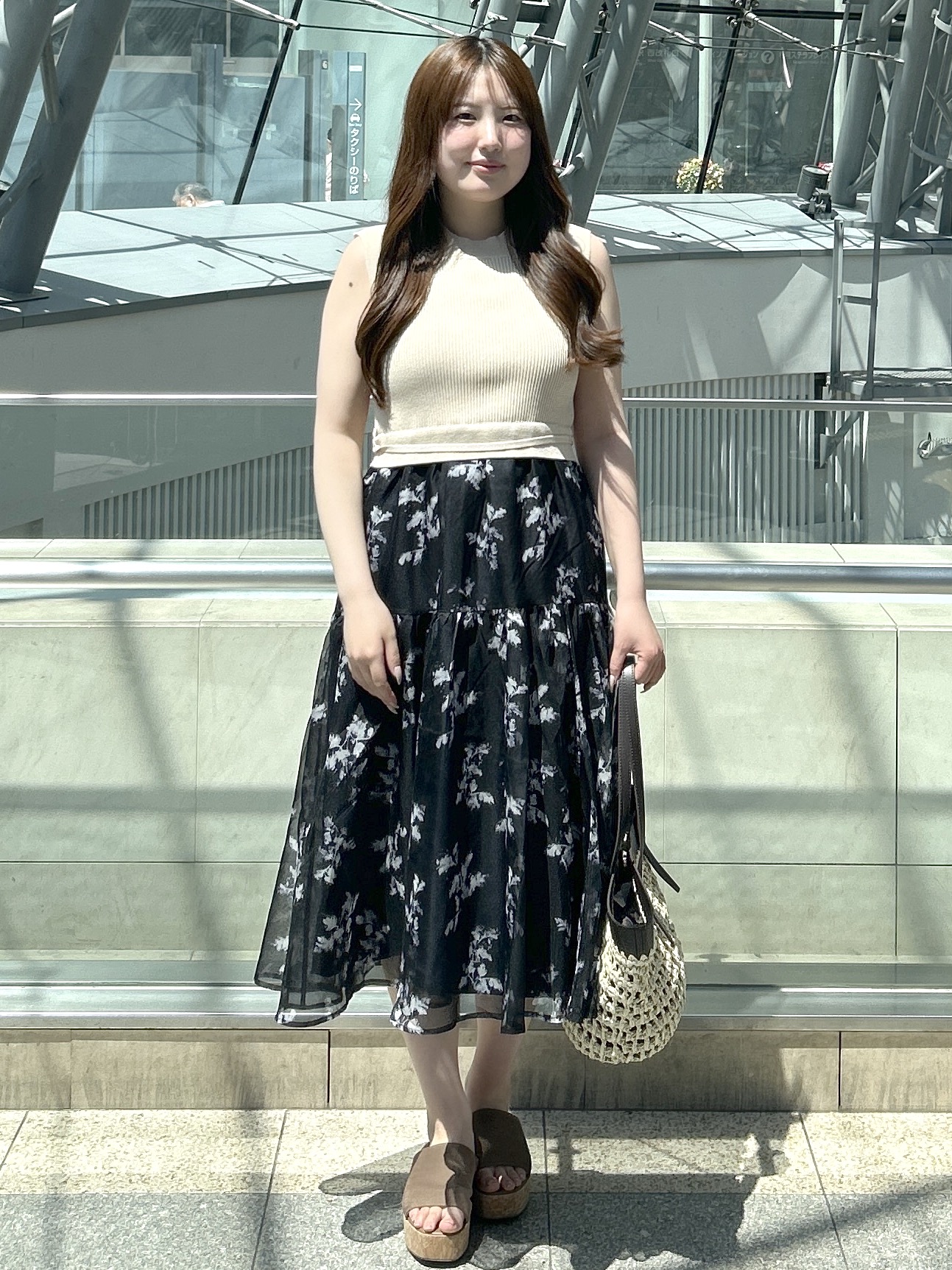 sayaさんの「OPAQUE.CLIP｜フラワーティアードドッキングワンピース【洗濯機OK】」を使ったコーディネート