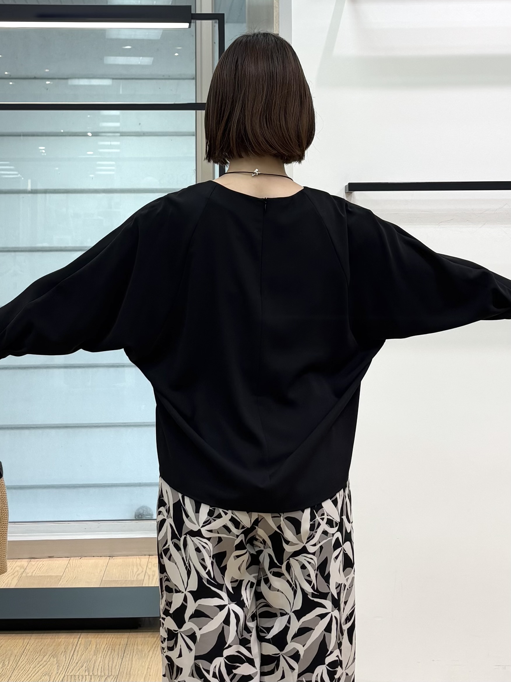 asamiさんの「INDIVI｜【接触冷感／透湿／着る日傘】ドルマントップス」を使ったコーディネート