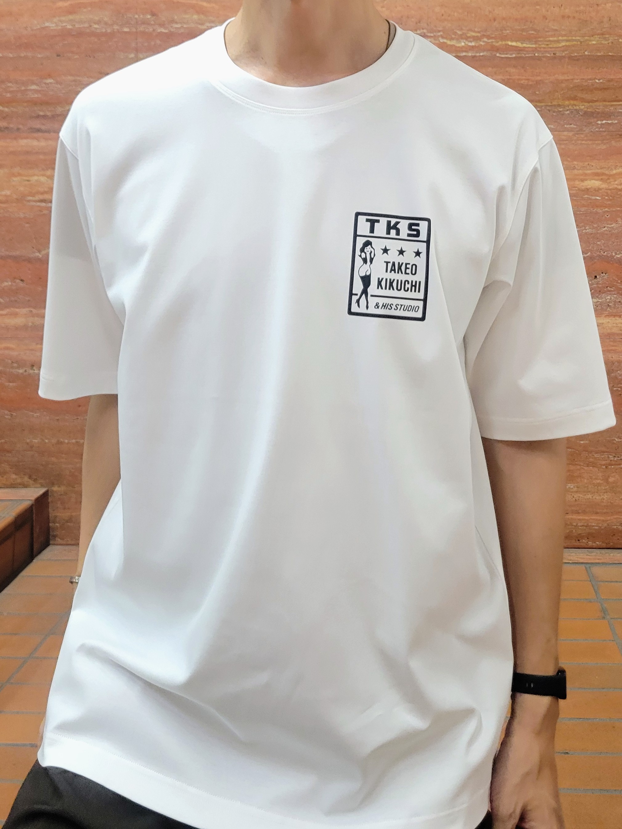 piroyaさんの「TAKEO KIKUCHI｜【BOWLER HAT LABEL】アイスクリアコットン ラッキーセブン 半袖Tシャツ」を使ったコーディネート