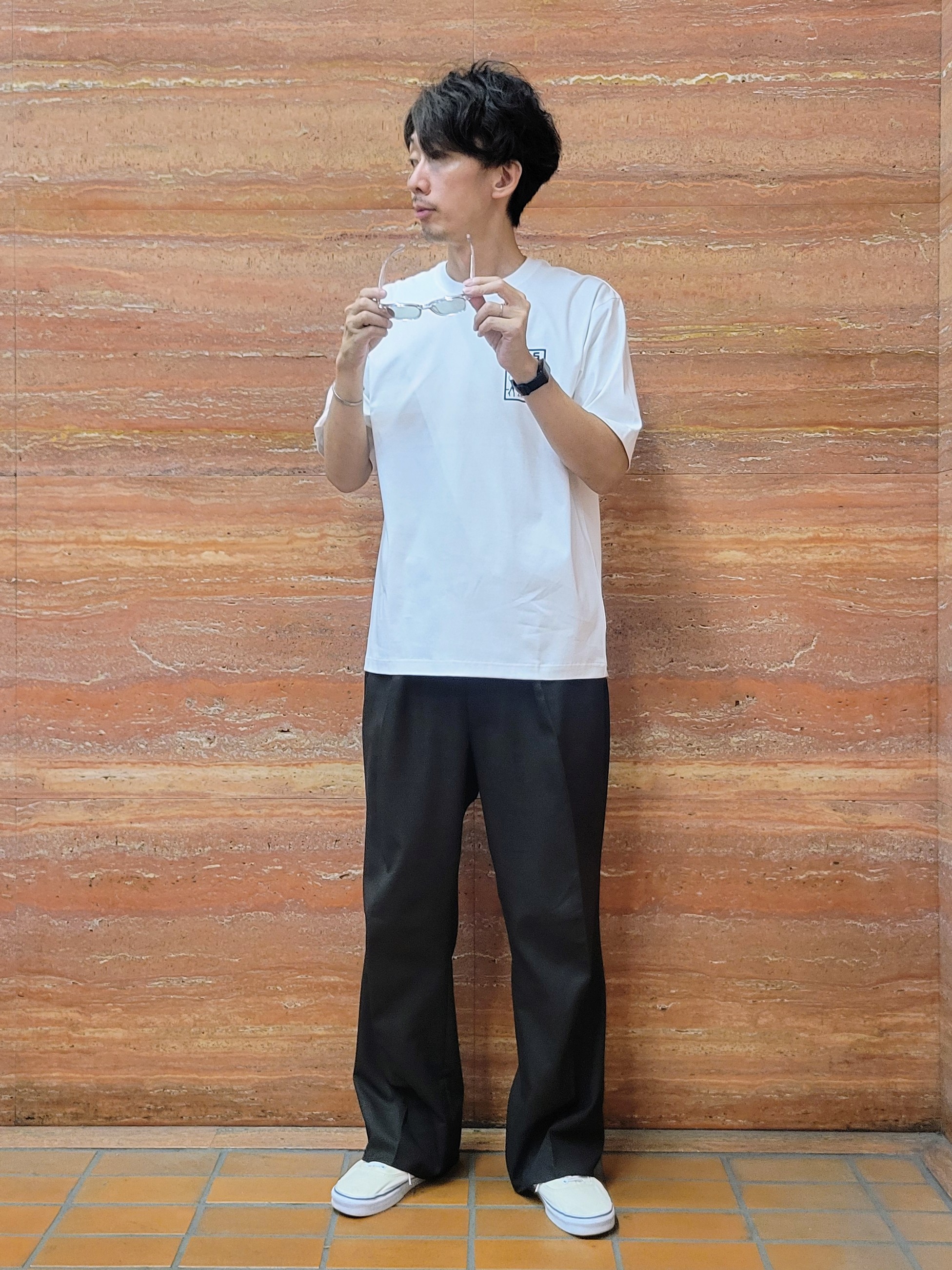 piroyaさんの「TAKEO KIKUCHI｜【BOWLER HAT LABEL】アイスクリアコットン ラッキーセブン 半袖Tシャツ」を使ったコーディネート