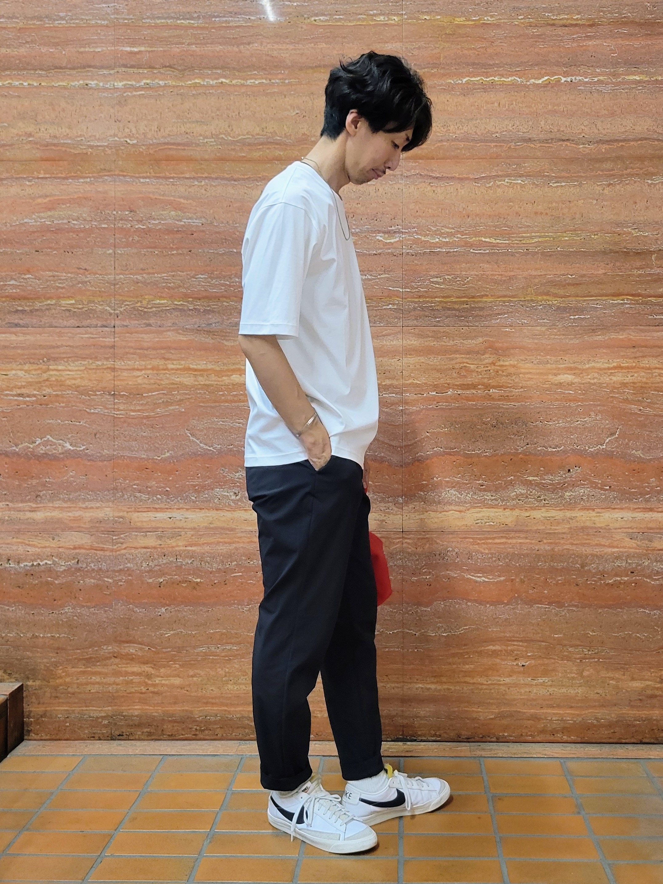 piroyaさんの「TAKEO KIKUCHI｜【BOWLER HAT LABEL】アイスクリアコットンボーラーハットウォーカー 半袖ポケT」を使ったコーディネート
