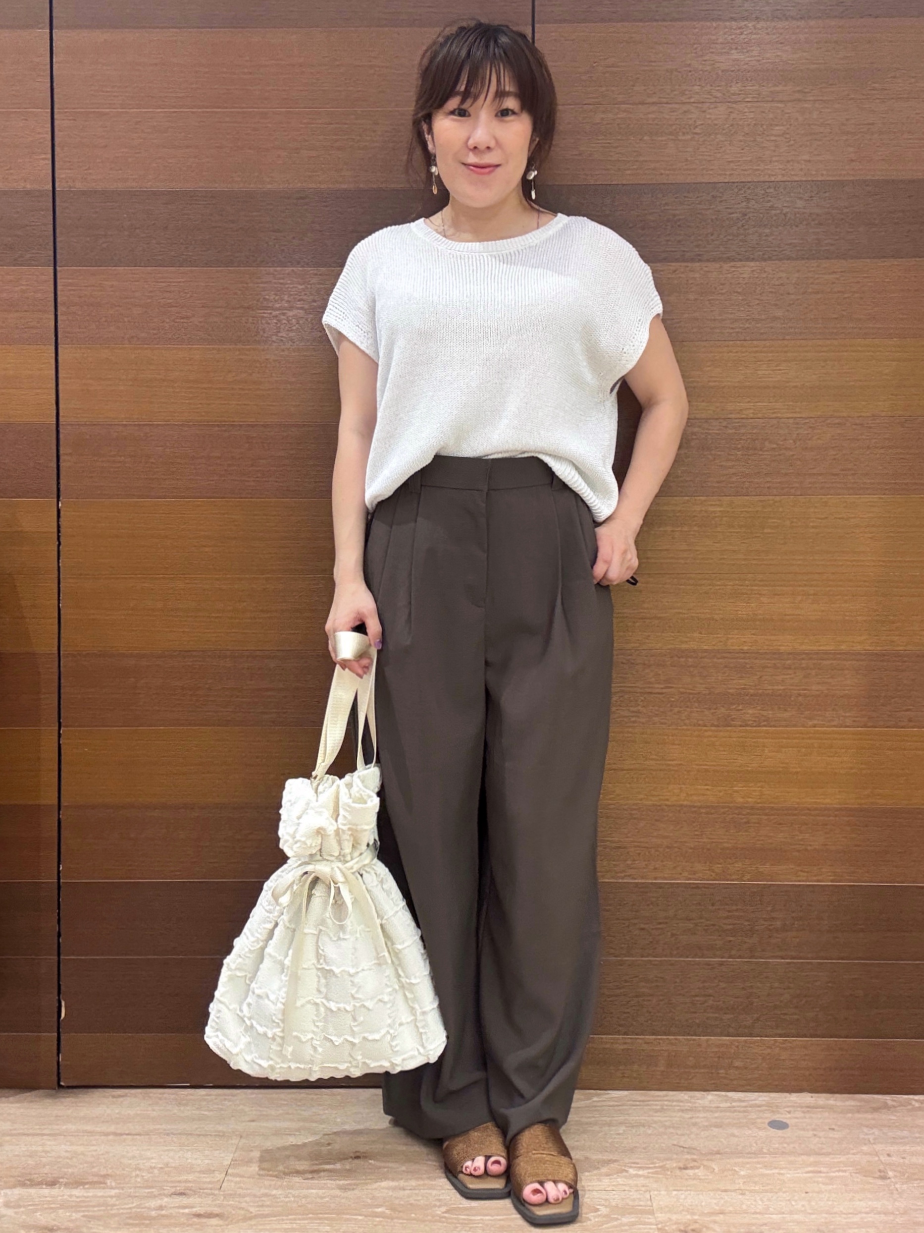 maichiさんの「OPAQUE.CLIP｜ラメメッシュ フレンチスリーブニット【洗濯機OK】」を使ったコーディネート