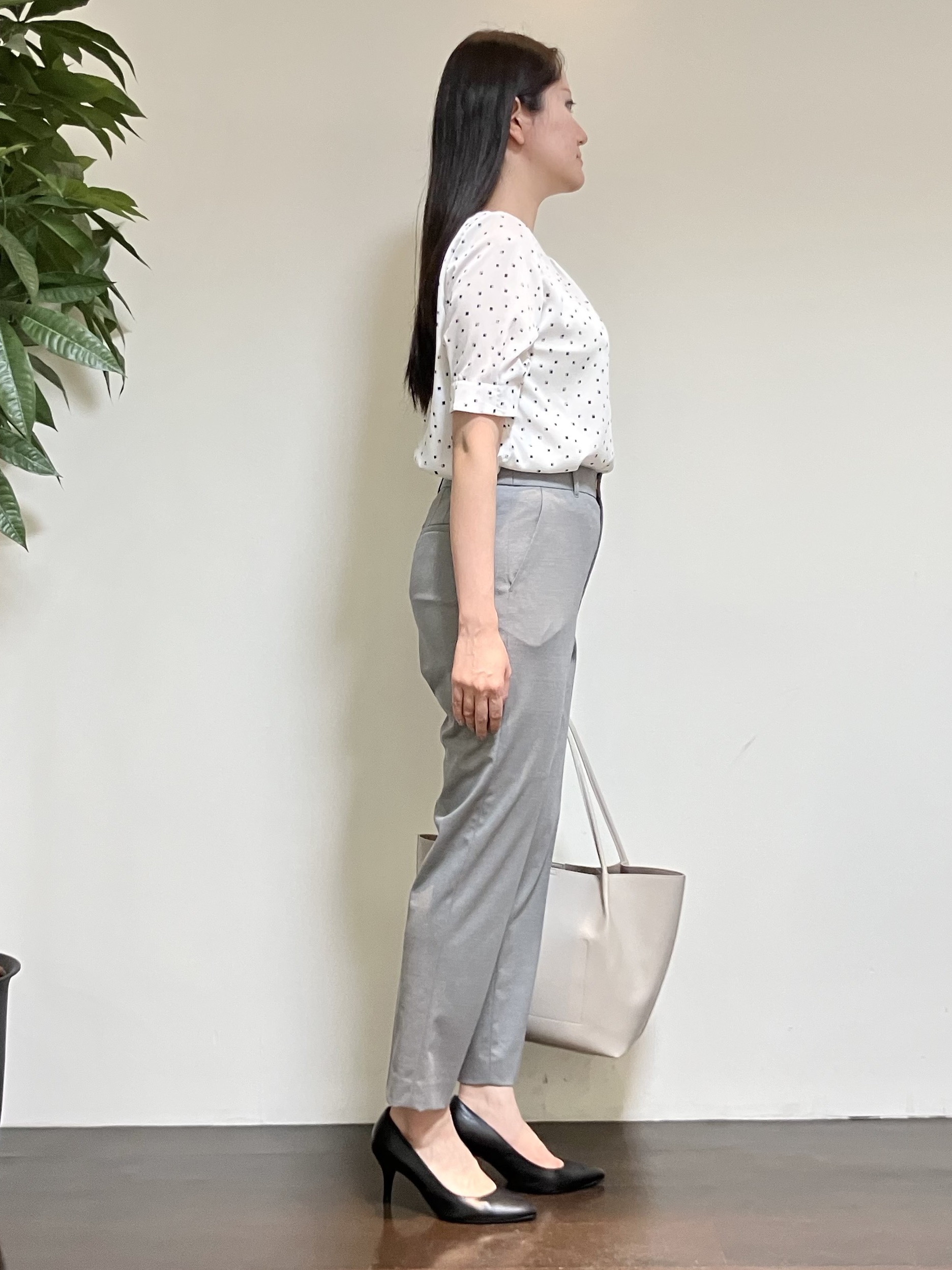カレンさんの「UNTITLED｜【UV/接触冷感/スーツ】ジャージテーラードジャケット」を使ったコーディネート