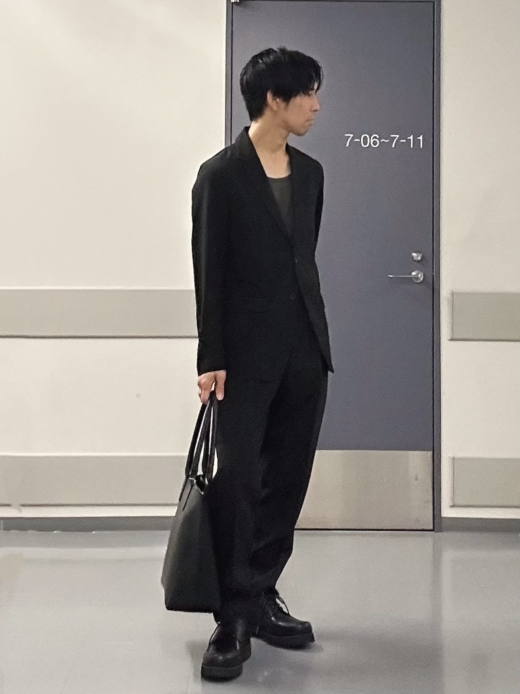 岡崎喬太さんの「tk.TAKEO KIKUCHI｜【昨年ランキング1位！】AIRY DRY アソートセットアップ/上下2点セット/吸水速乾/UVカット」を使ったコーディネート