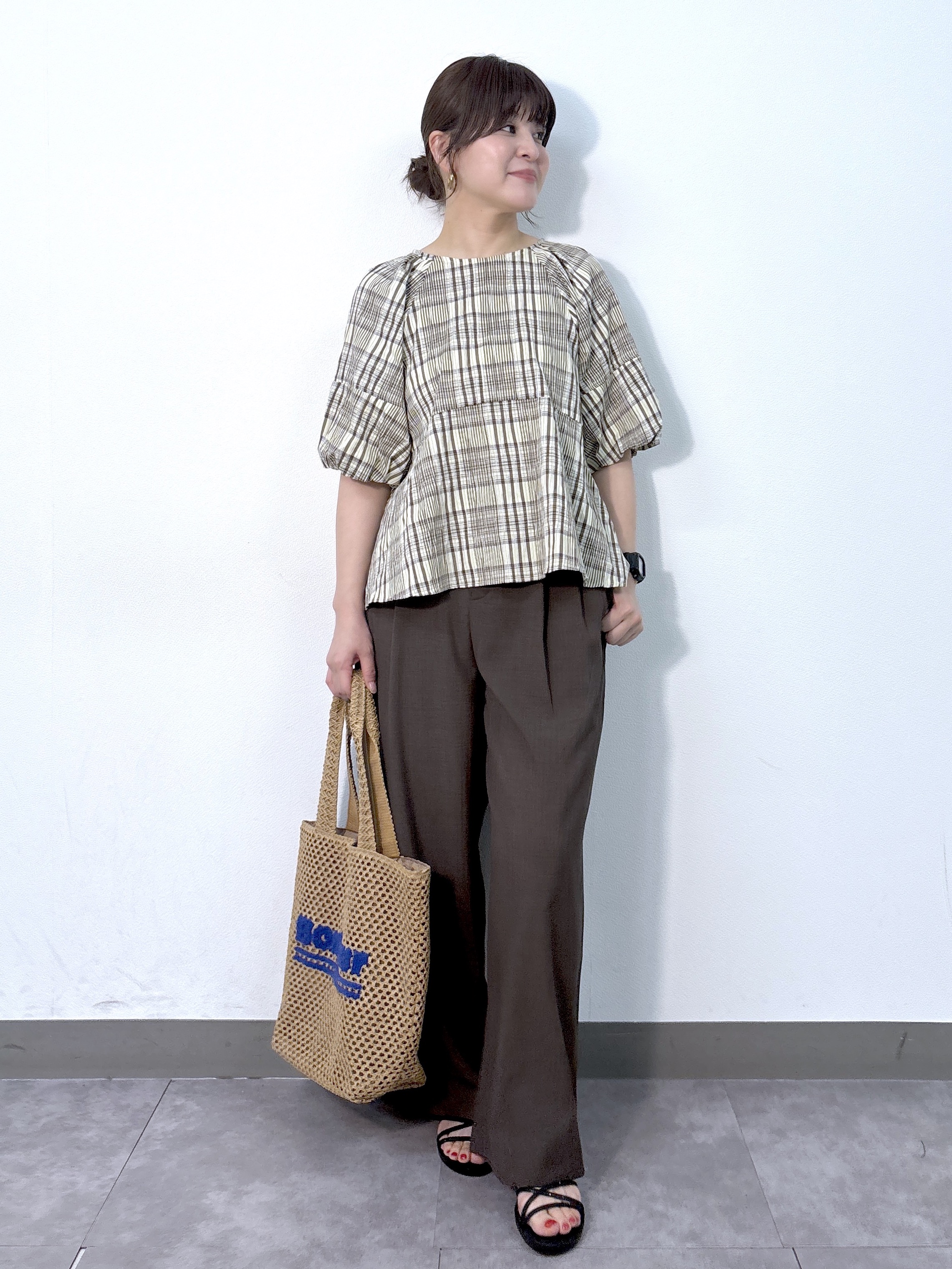 misaさんの「OPAQUE.CLIP｜アソートロゴTシャツ【洗濯機OK】」を使ったコーディネート