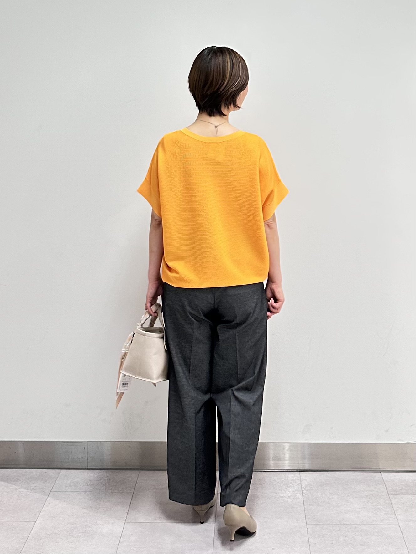 みなこさんの「UNTITLED｜【接触冷感/洗える/後ろウエストゴム】オックスワイドパンツ」を使ったコーディネート