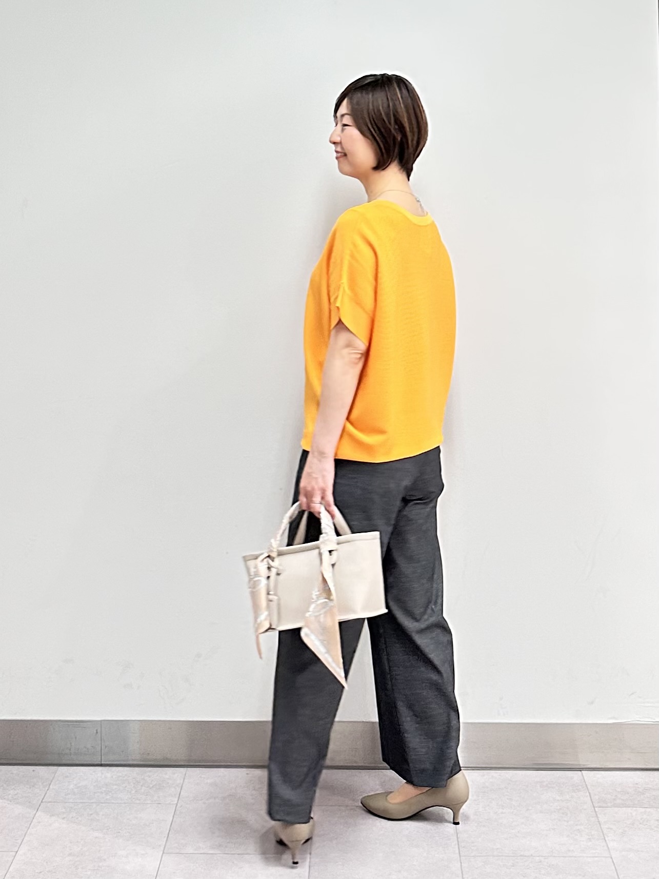 みなこさんの「UNTITLED｜【接触冷感/洗える/後ろウエストゴム】オックスワイドパンツ」を使ったコーディネート