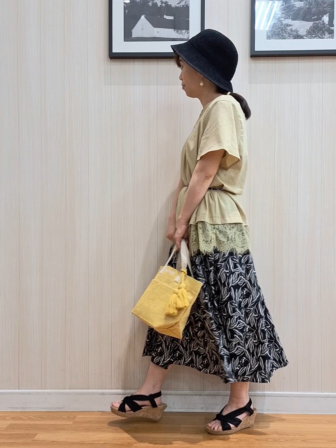 Saoさんの「SHOO･LA･RUE｜【S-LL/洗濯機可】軽凛(かろりん) 楽に着られて上品 裾レーススキッパーブラウス」を使ったコーディネート