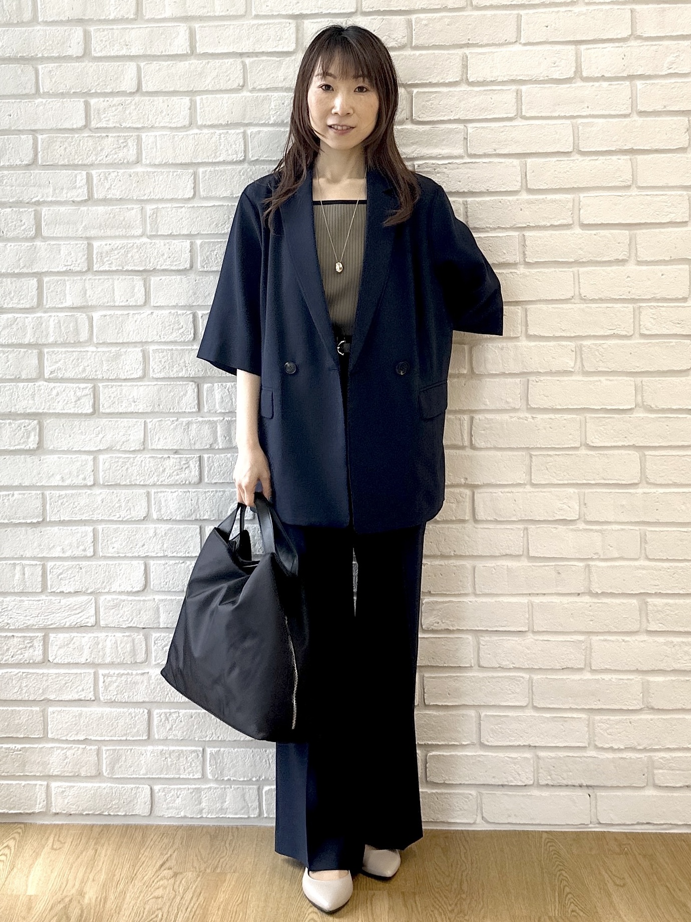Miwaさんの「UNTITLED｜【秋の通勤羽織/セットアップ可/UVカット】エアリークール半袖ジャケット」を使ったコーディネート