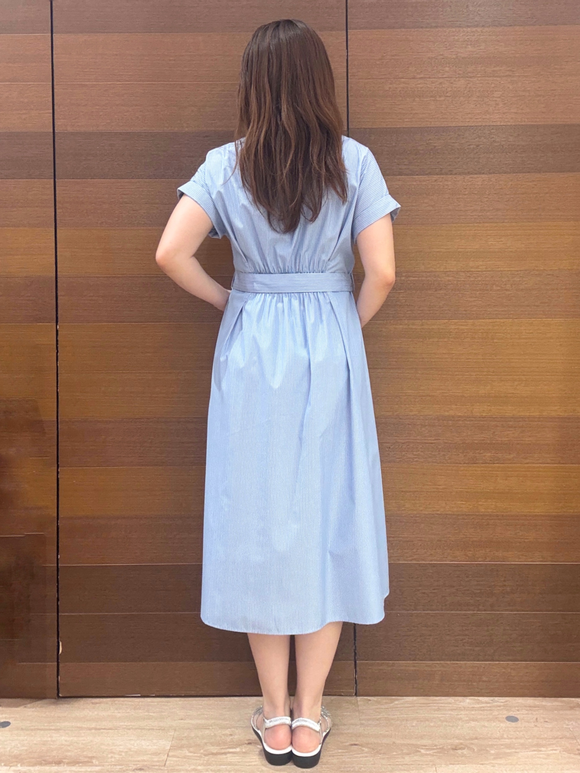 maichiさんの「OPAQUE.CLIP｜【接触冷感／UV】ストライプタックシャツワンピース《洗濯機OK》」を使ったコーディネート