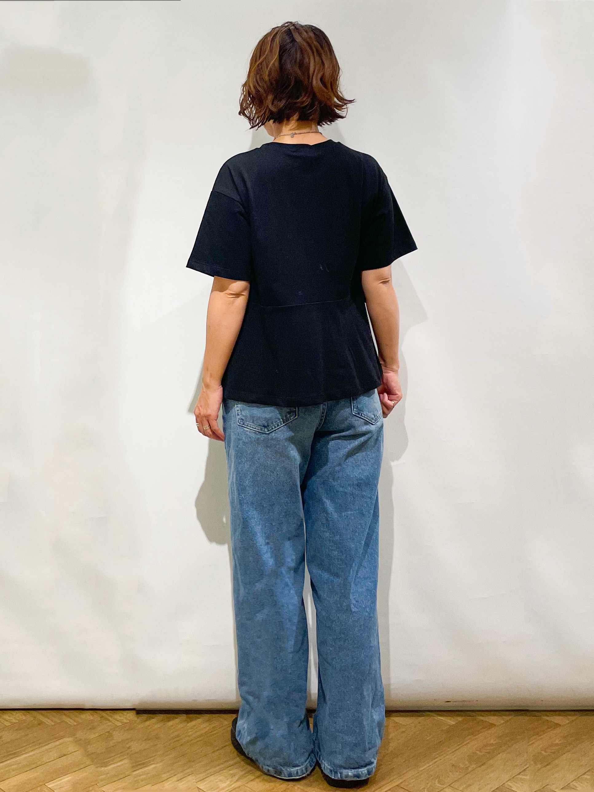なかさんの「index｜【接触冷感】アシメフリルドッキングカットソー《洗濯機OK》」を使ったコーディネート