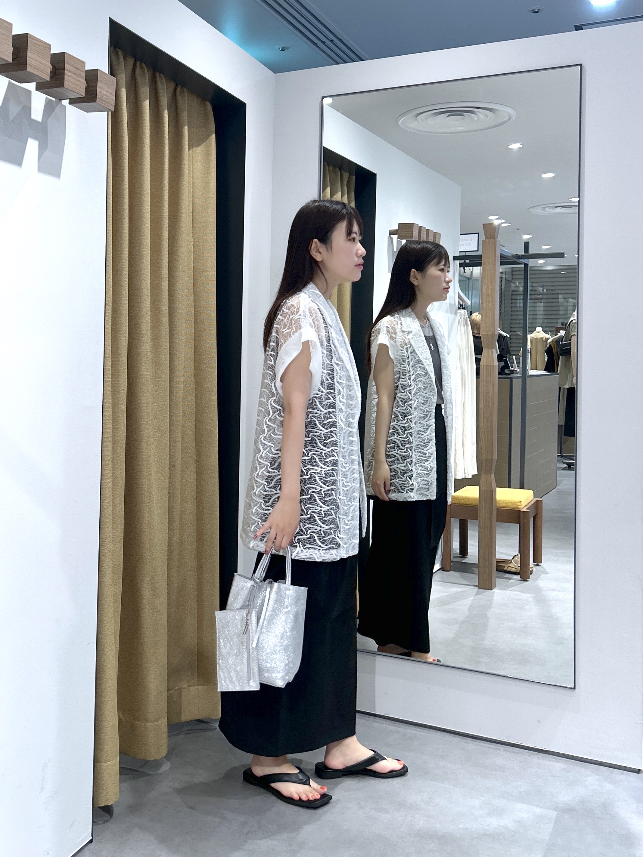 Renoさんの「INDIVI｜シャーリングレイヤータンク」を使ったコーディネート