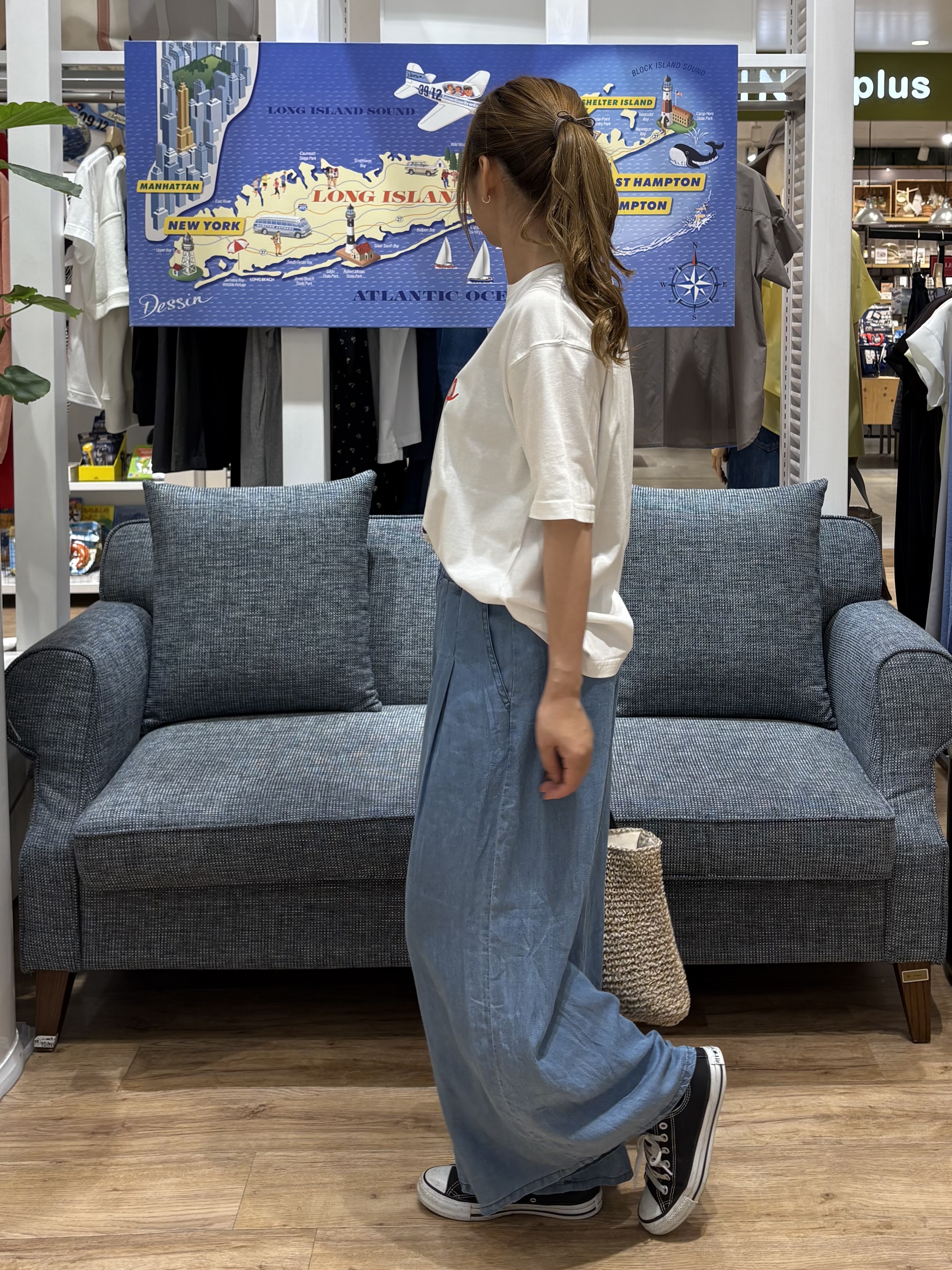 yuinaさんの「Dessin｜【ユニセックス/洗える】オーガニックロゴTシャツ」を使ったコーディネート