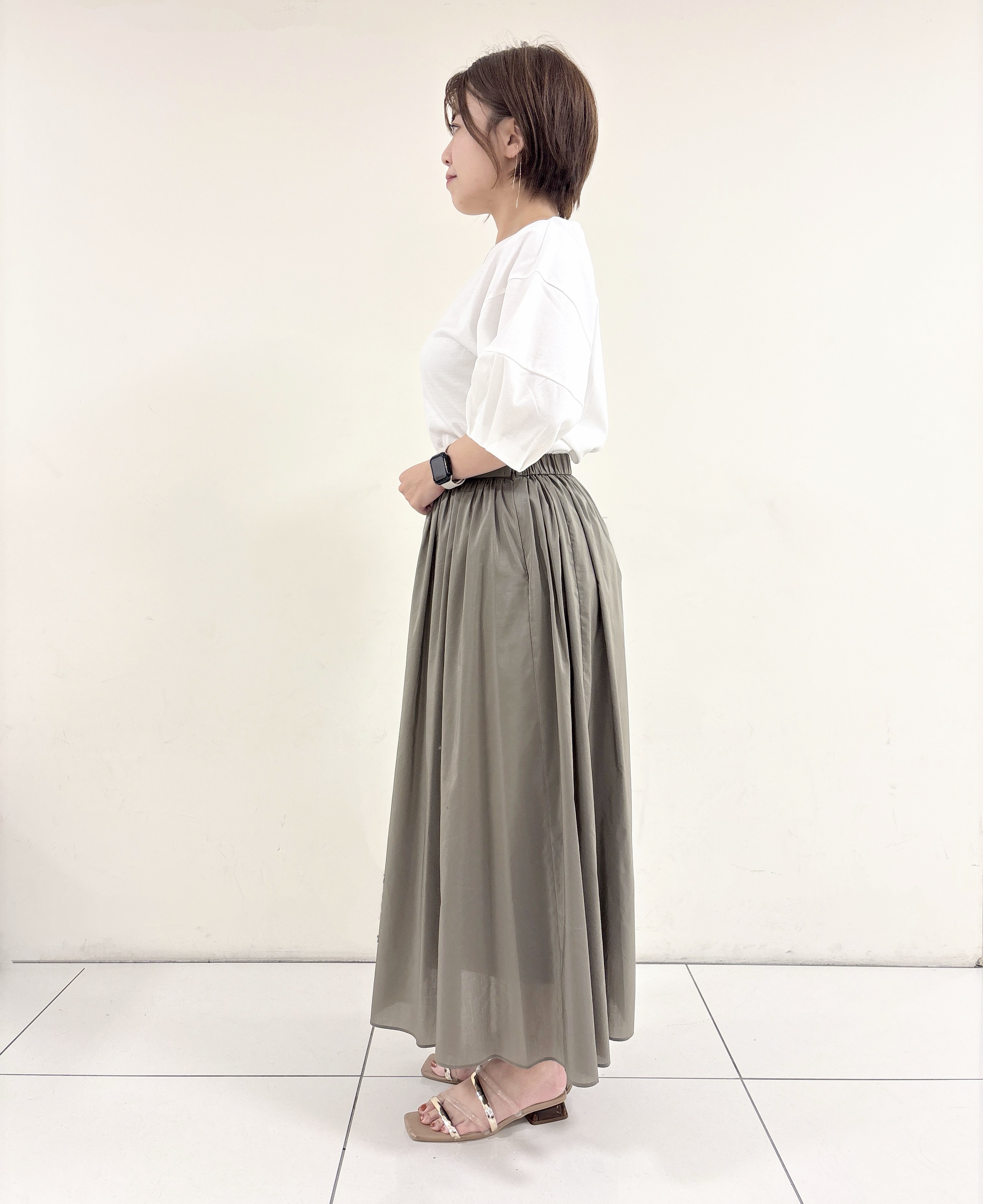 ayumiさんの「UNTITLED｜【汗染み防止/接触冷感】ランタンスリーブプルオーバー」を使ったコーディネート