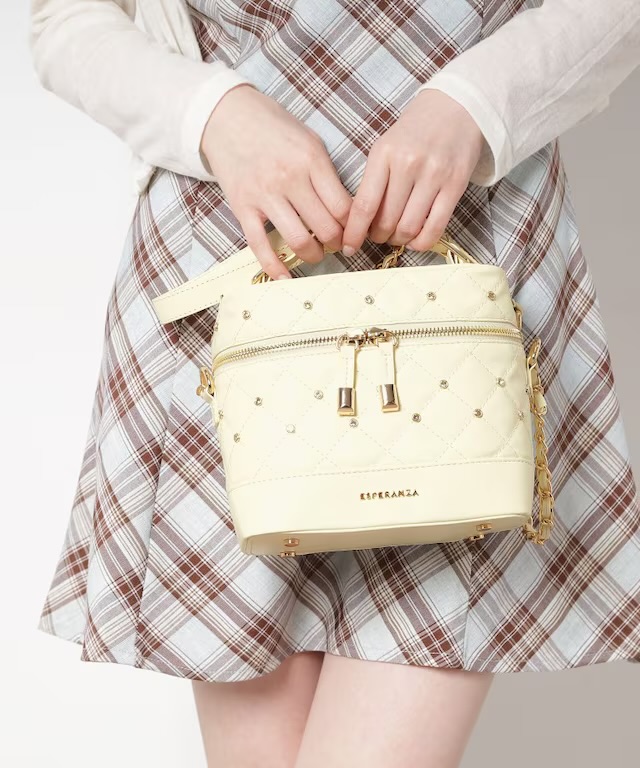 neinaさんの「ESPERANZA｜【ラク盛り/約12cm】ラク盛り厚底ミュール」を使ったコーディネート
