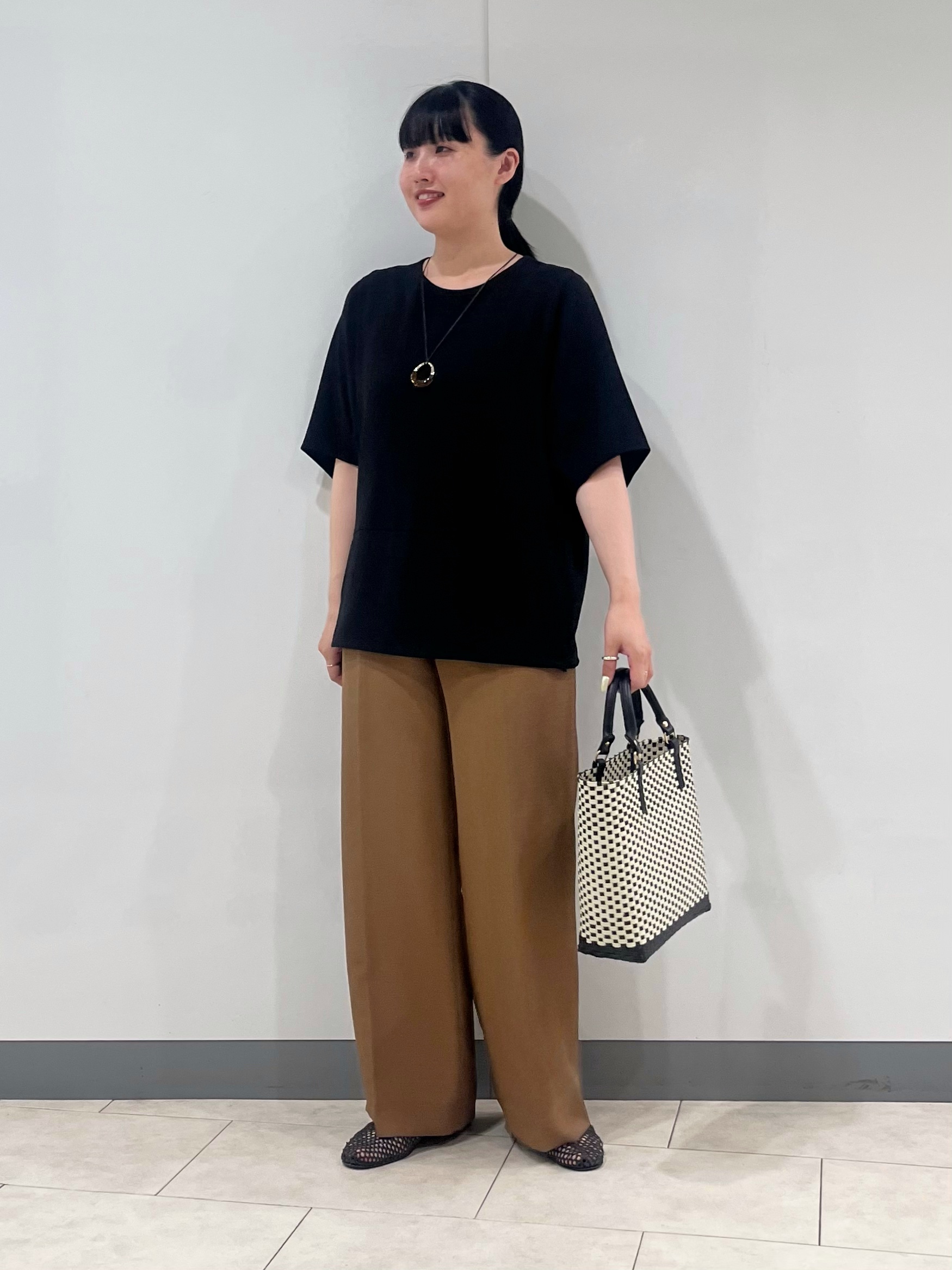 hasuさんの「INDIVI｜【洗える／2WAY／裾ドロスト付き】 ドルマンスリーブチュニックトップス」を使ったコーディネート