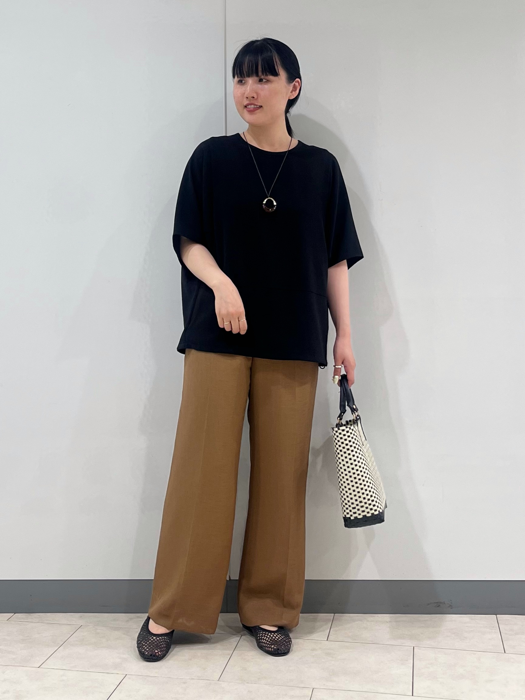 hasuさんの「INDIVI｜【洗える／2WAY／裾ドロスト付き】 ドルマンスリーブチュニックトップス」を使ったコーディネート